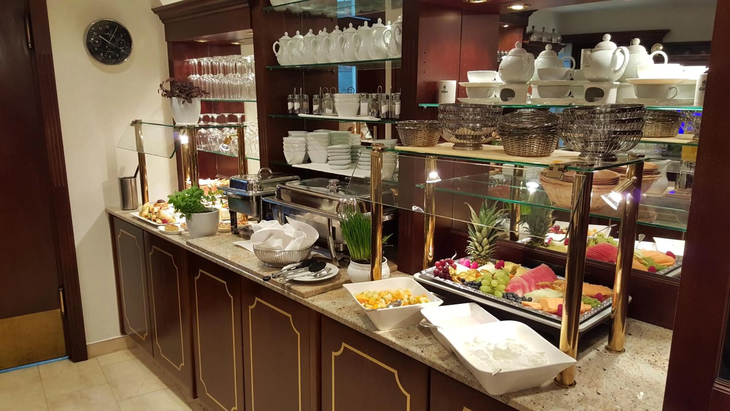 Breakfast in Hotel Graupner