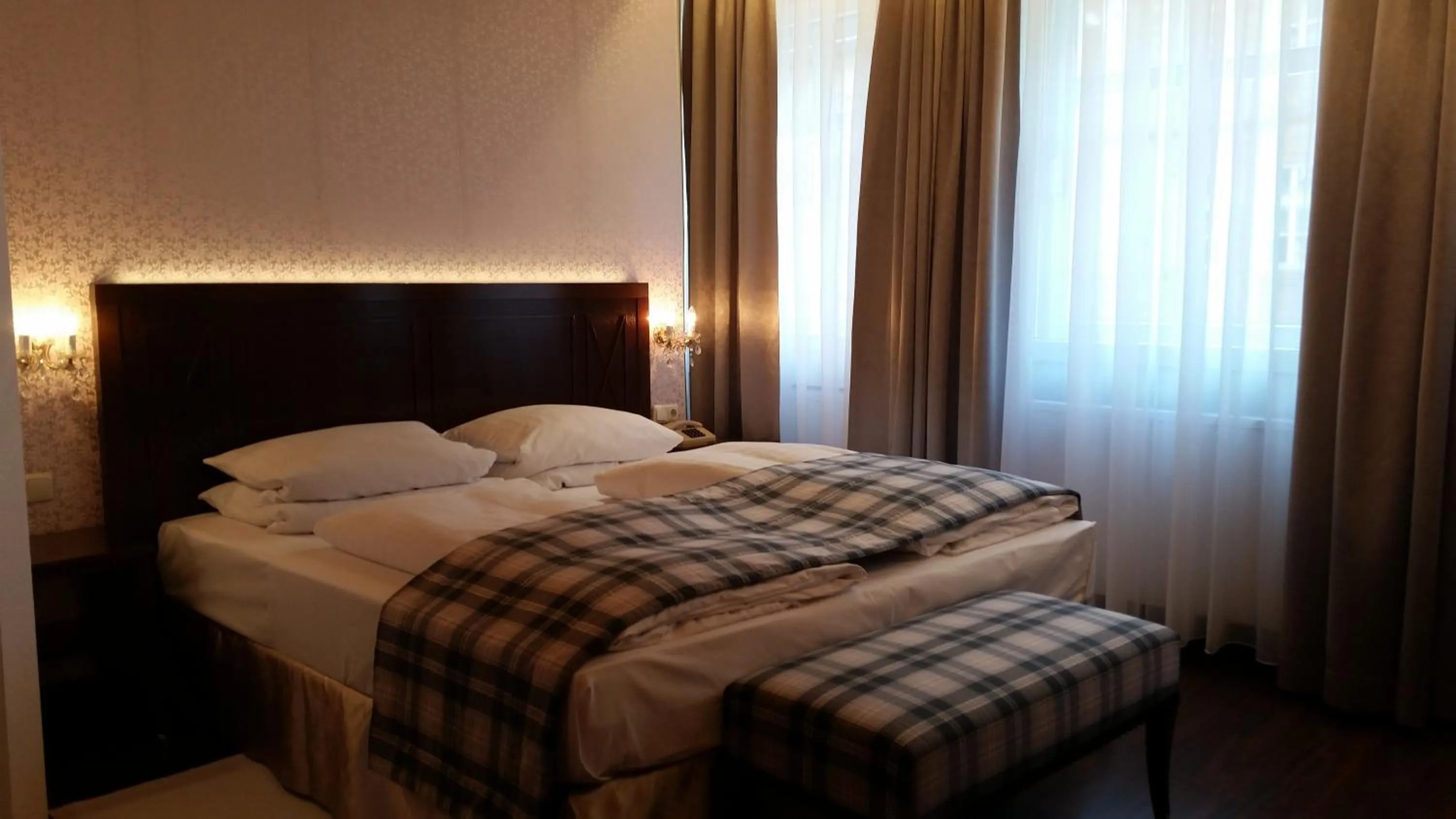 Photo of the whole room, Bed in Hotel Graupner