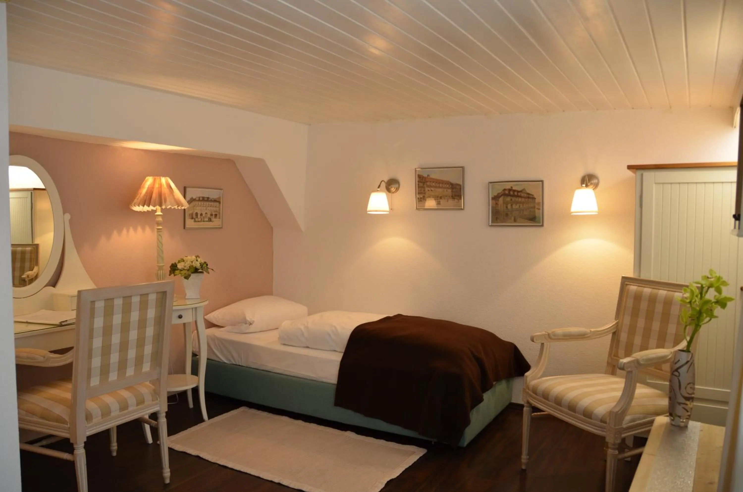 Bedroom, Bed in Hotel Graupner