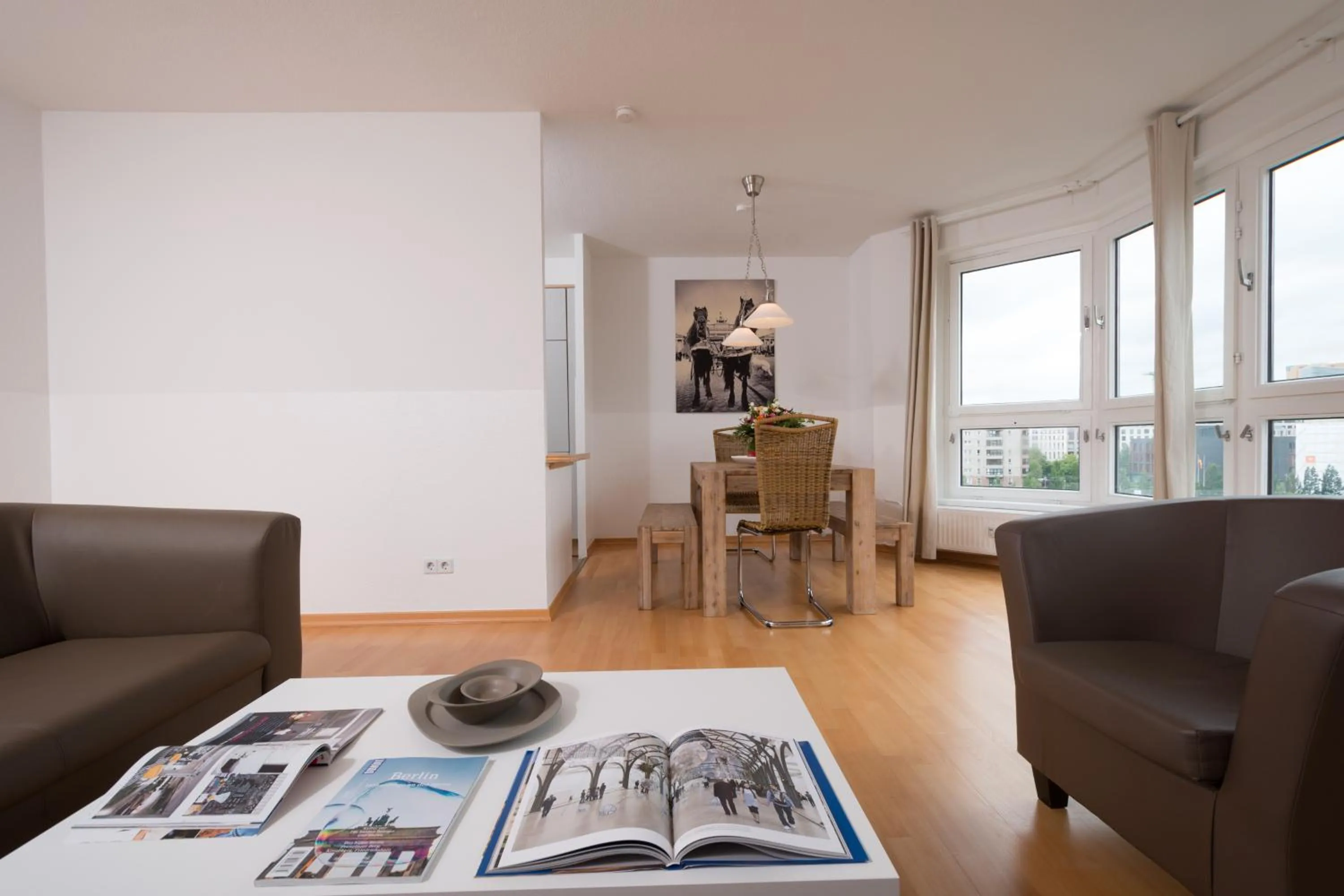 Dining area in Apartments am Brandenburger Tor