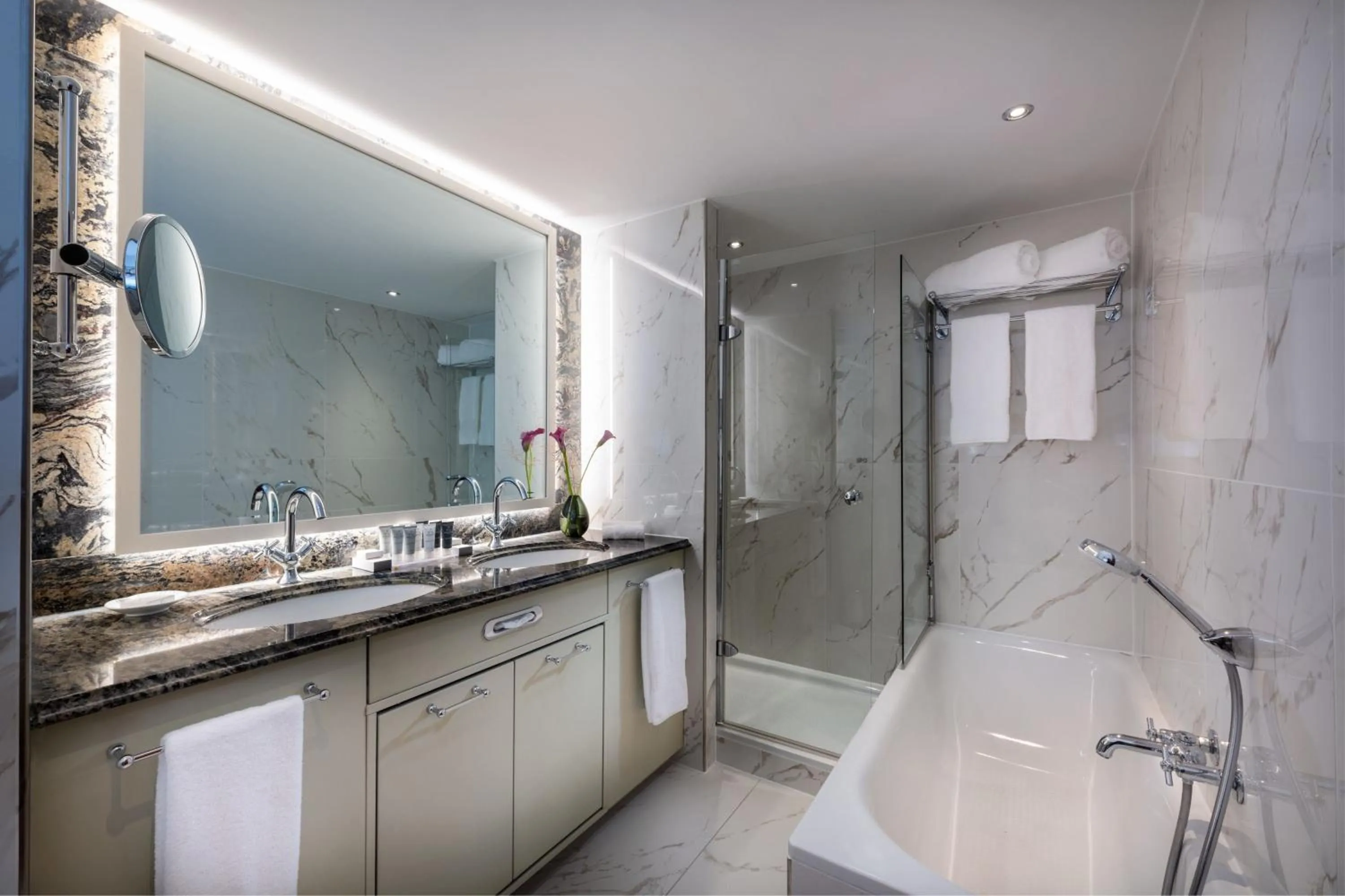 Photo of the whole room in JW Marriott Hotel Berlin