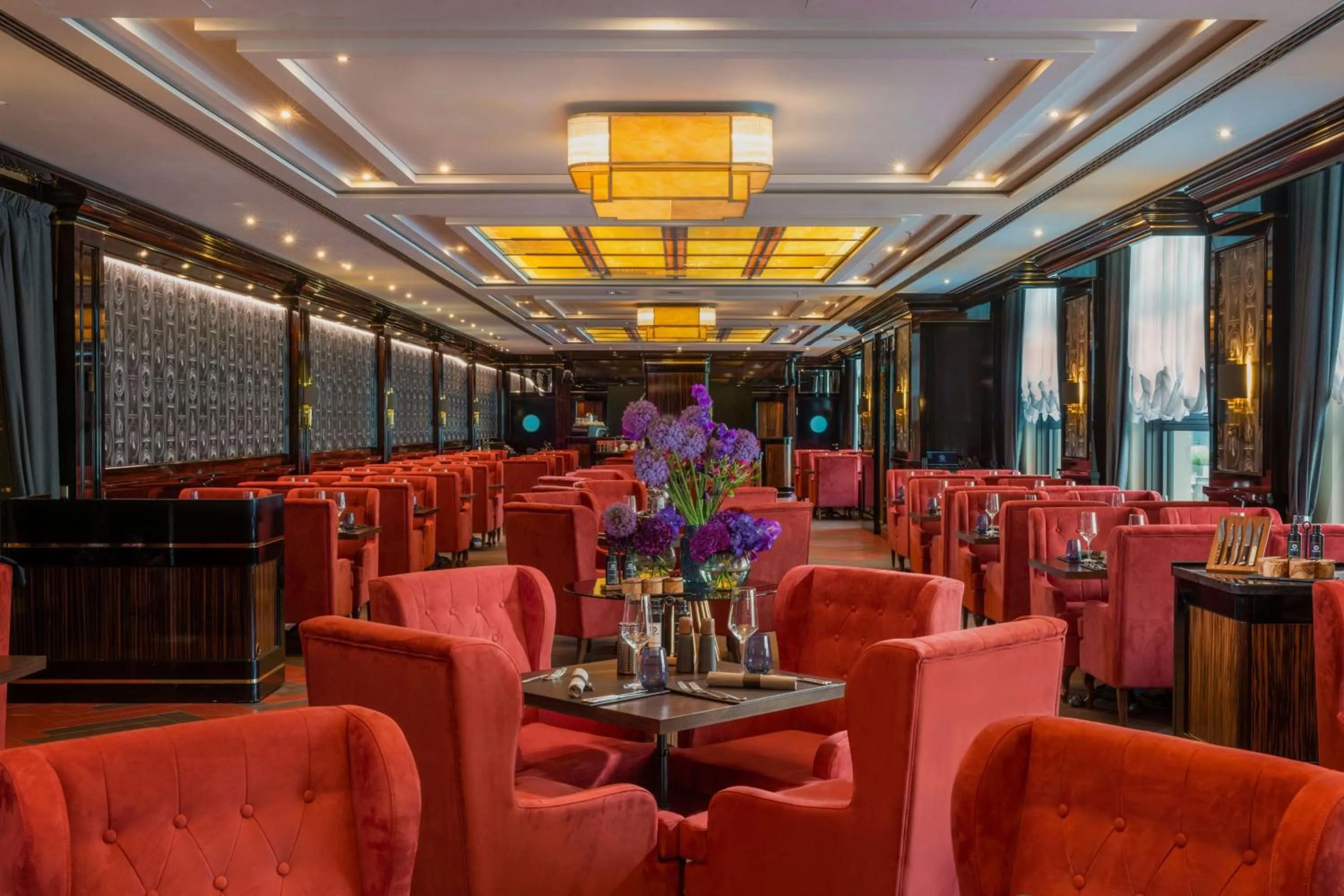 Restaurant/places to eat in JW Marriott Hotel Berlin