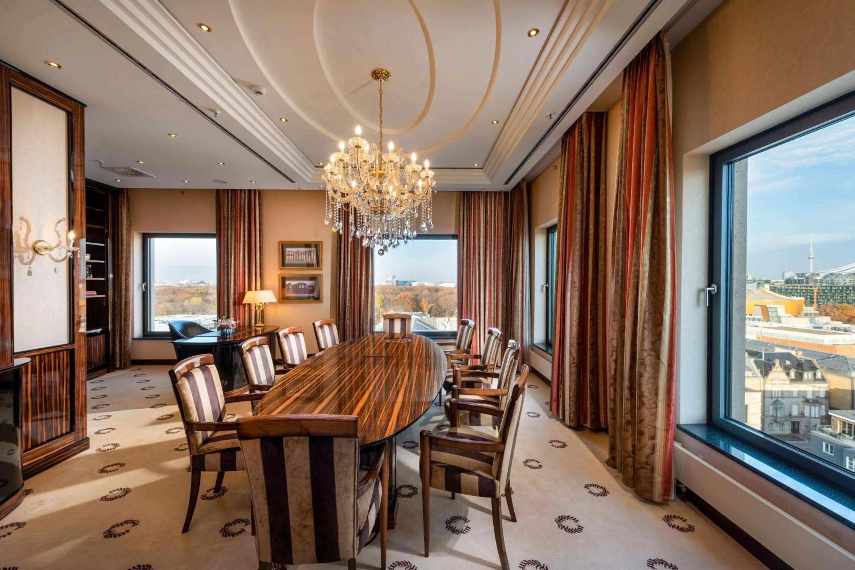 Living room in JW Marriott Hotel Berlin