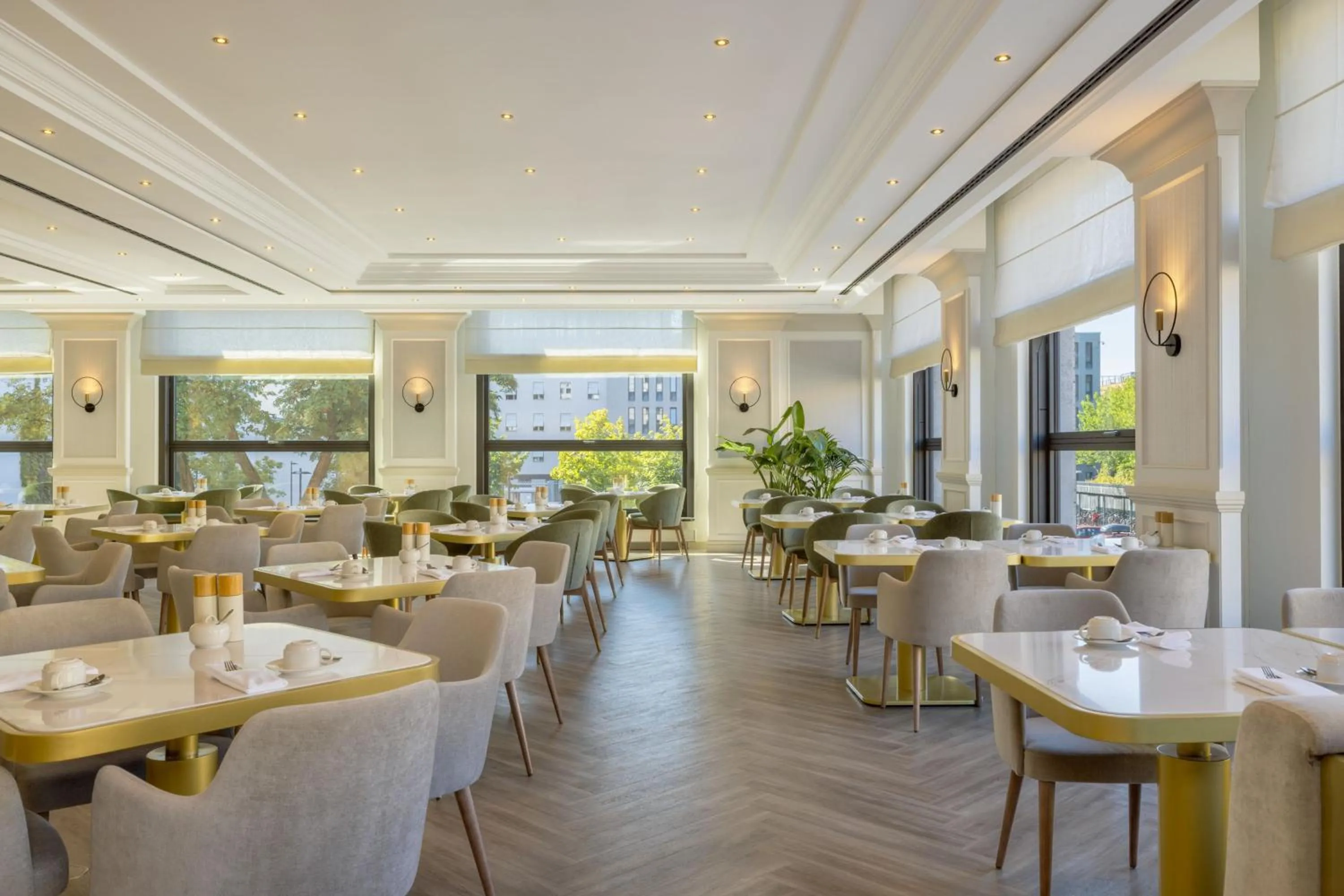 Restaurant/places to eat in JW Marriott Hotel Berlin