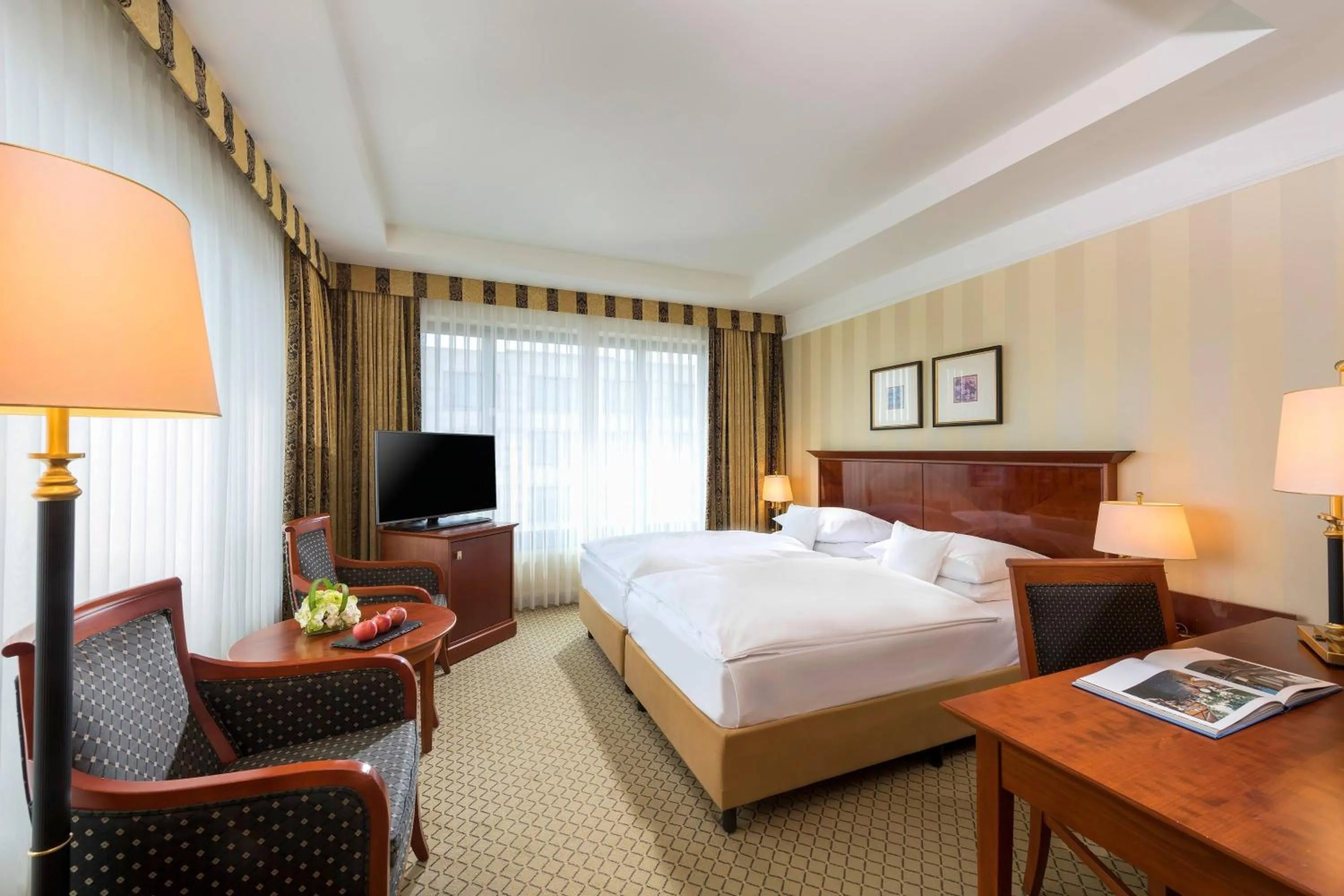 Bedroom, Bed in JW Marriott Hotel Berlin