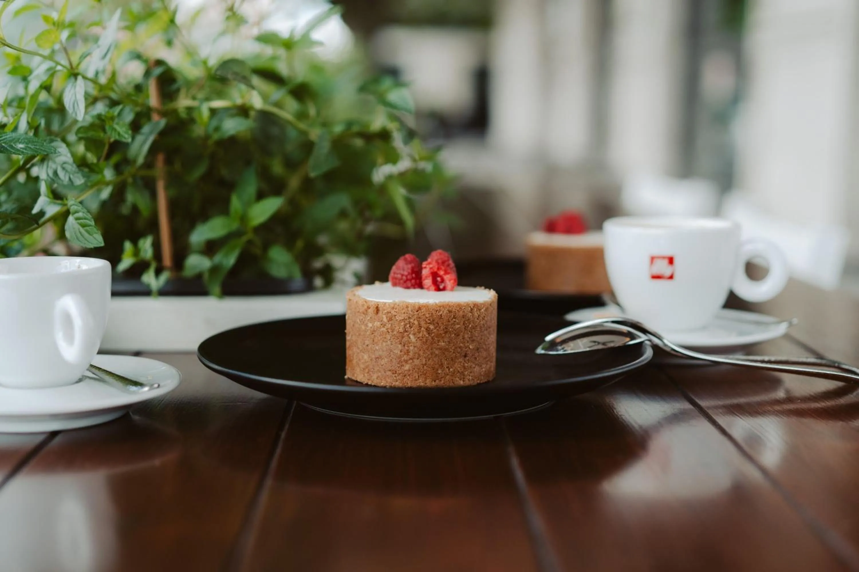 Restaurant/places to eat in JW Marriott Hotel Berlin