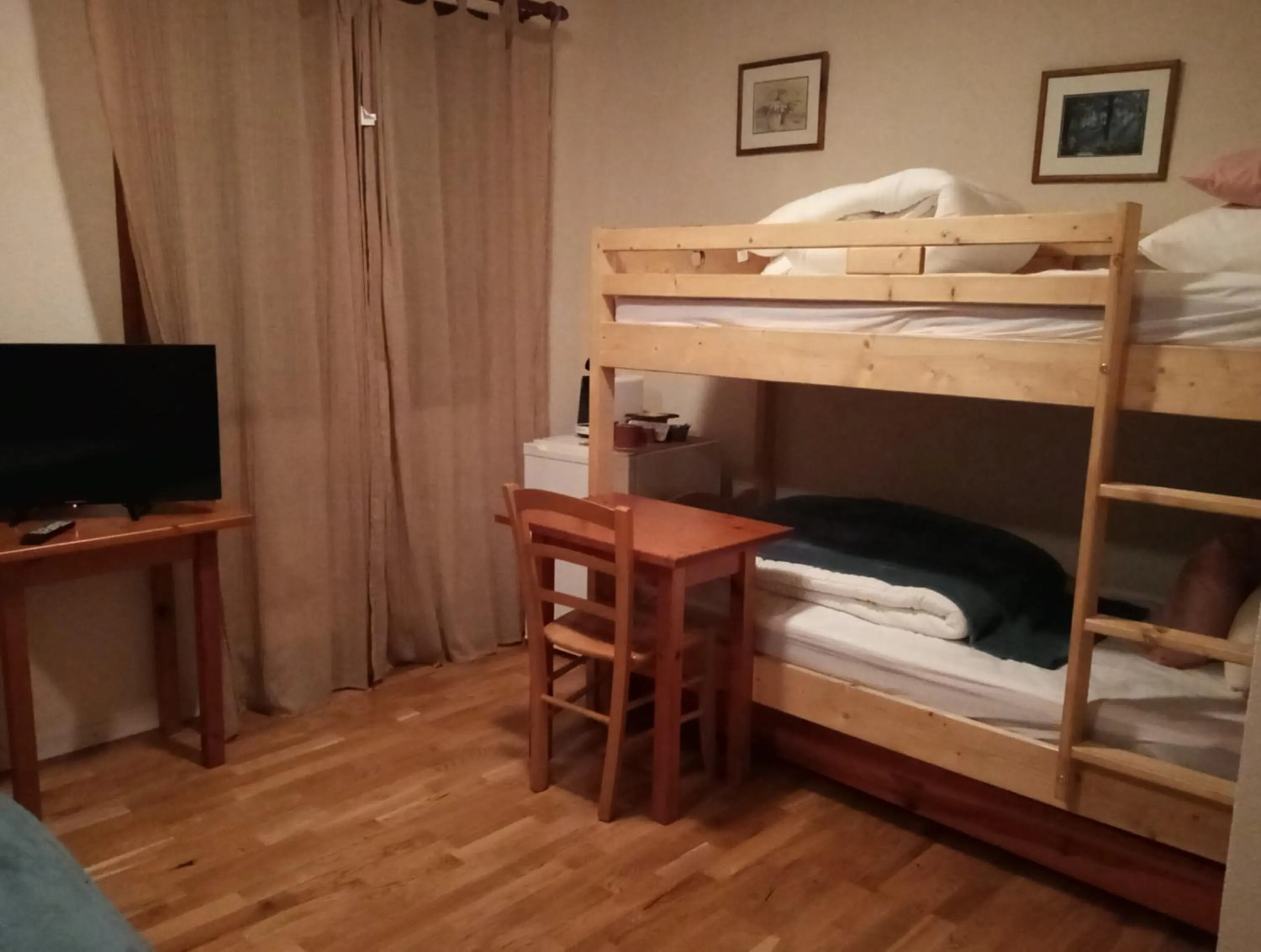 Bed in Gîte - Auberge du Midi