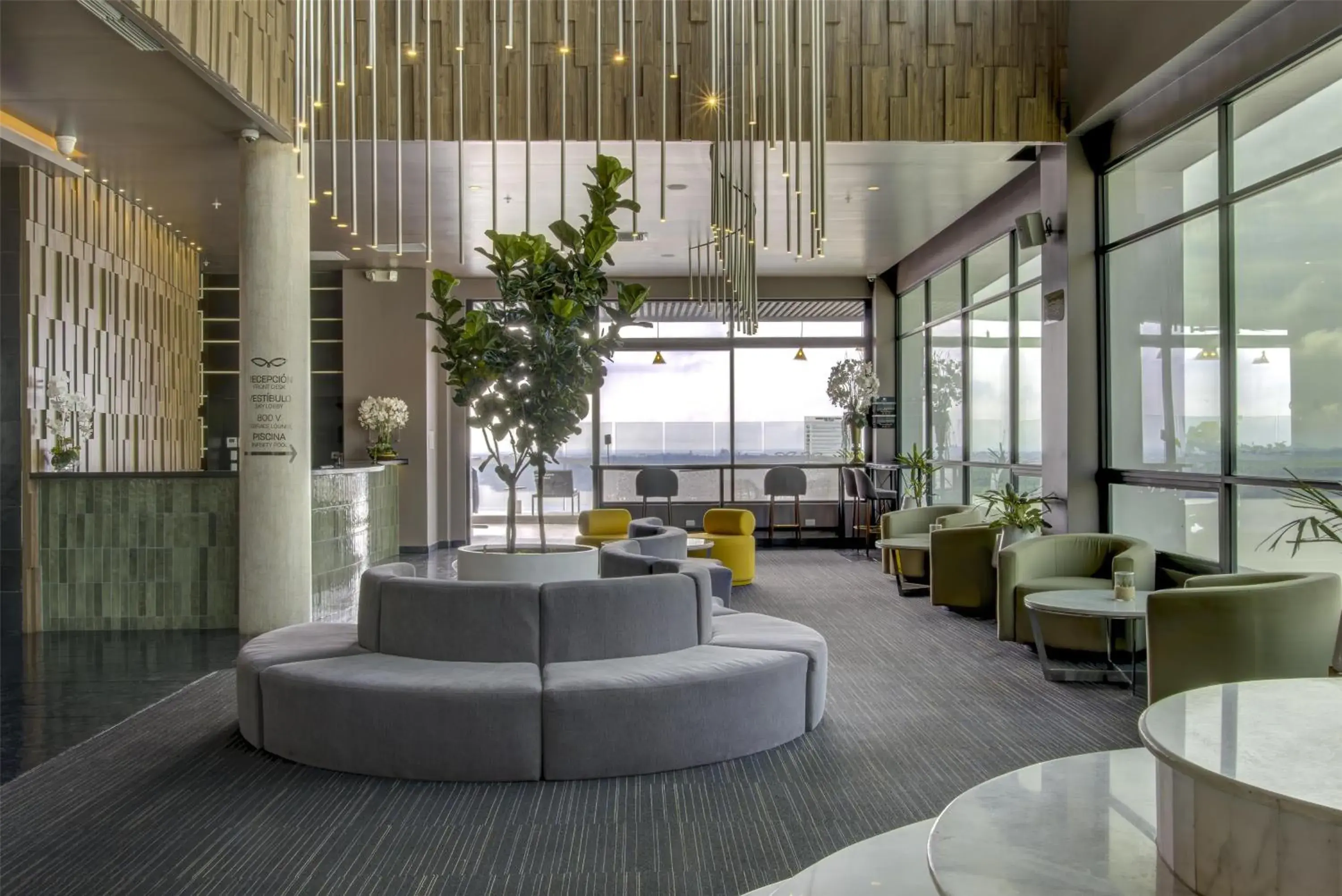 Lobby or reception in DoubleTree by Hilton Guayaquil Lobby or reception in DoubleTree by Hilton Guayaquil