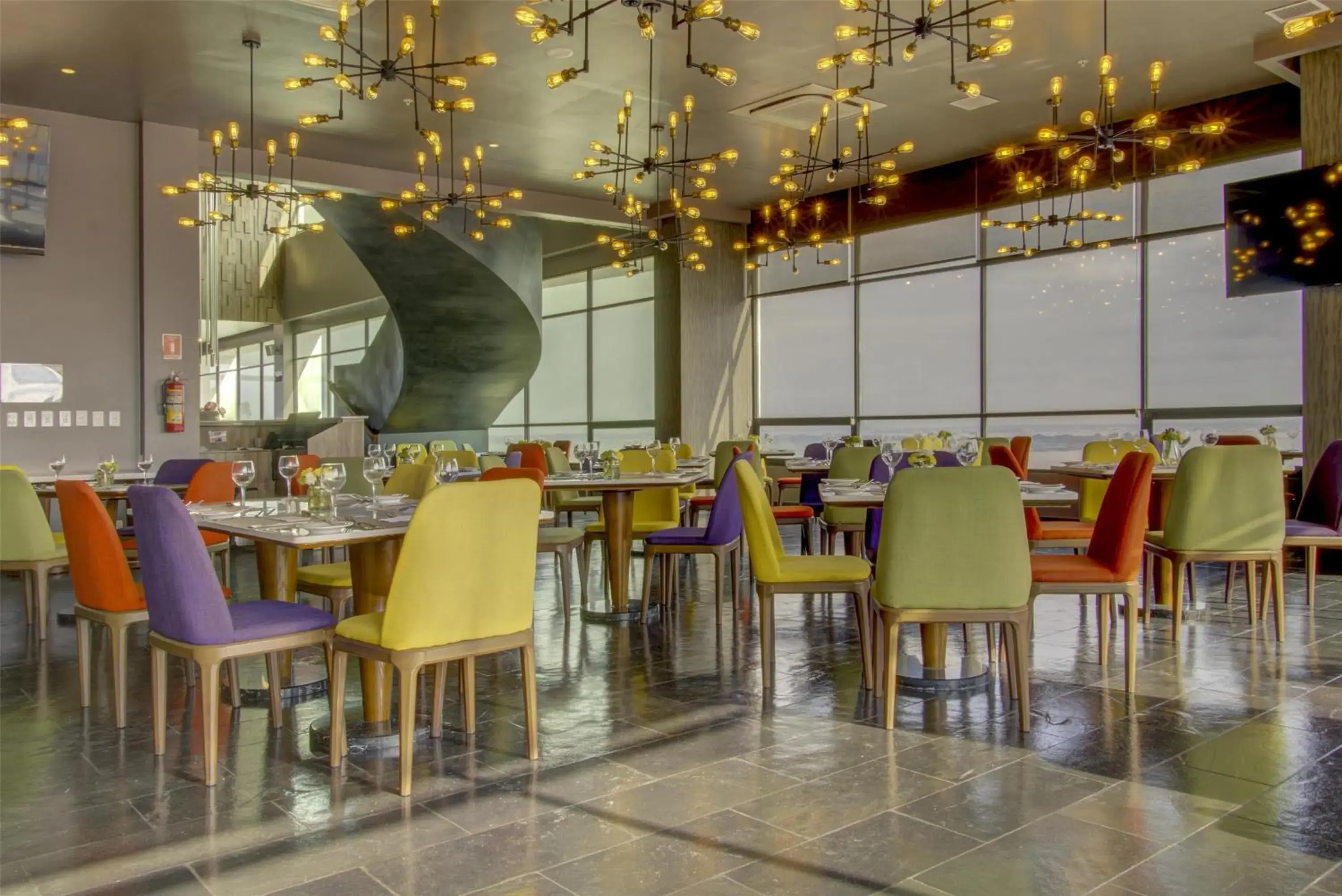 Restaurant/places to eat in DoubleTree by Hilton Guayaquil Restaurant/places to eat in DoubleTree by Hilton Guayaquil