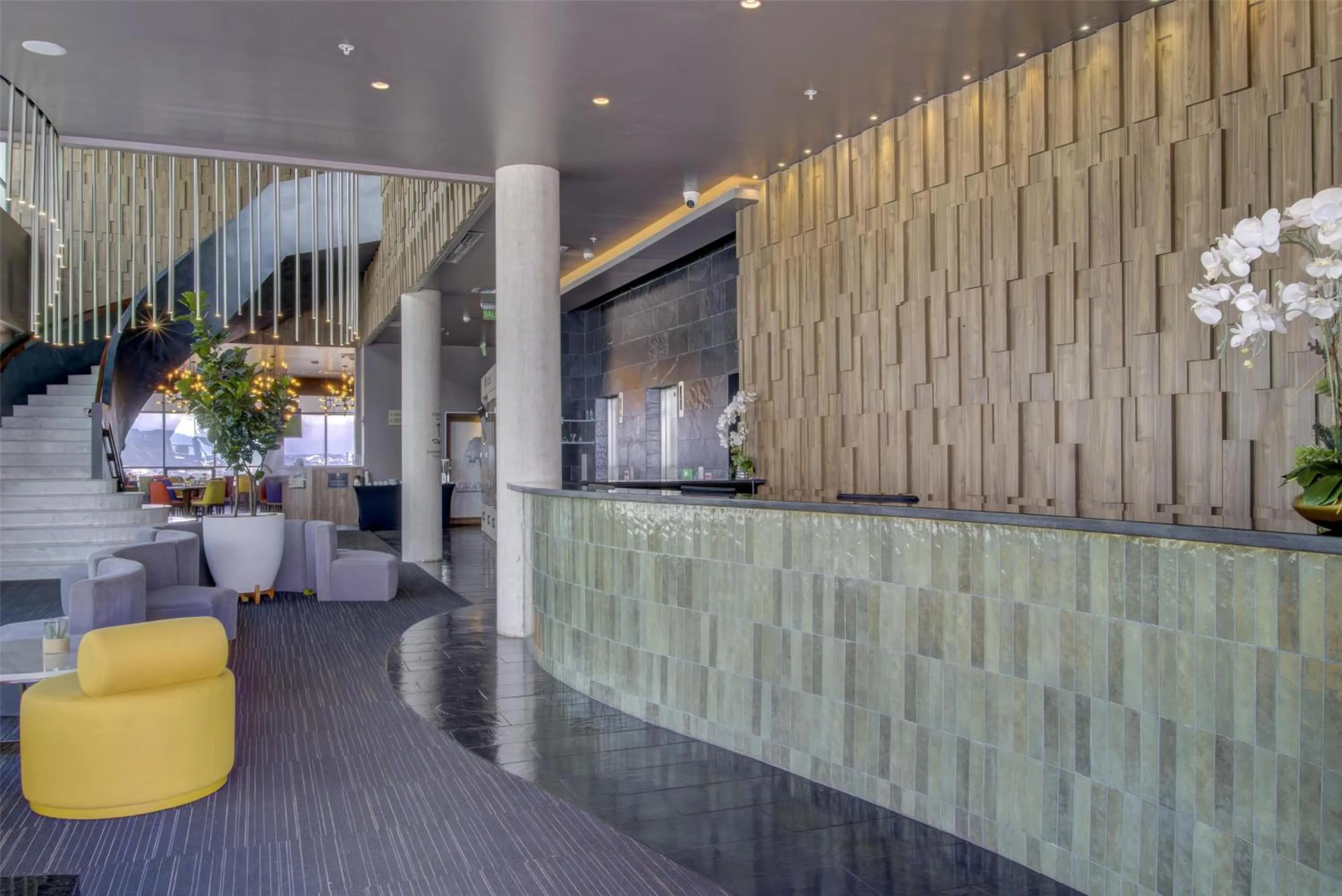 Lobby or reception in DoubleTree by Hilton Guayaquil