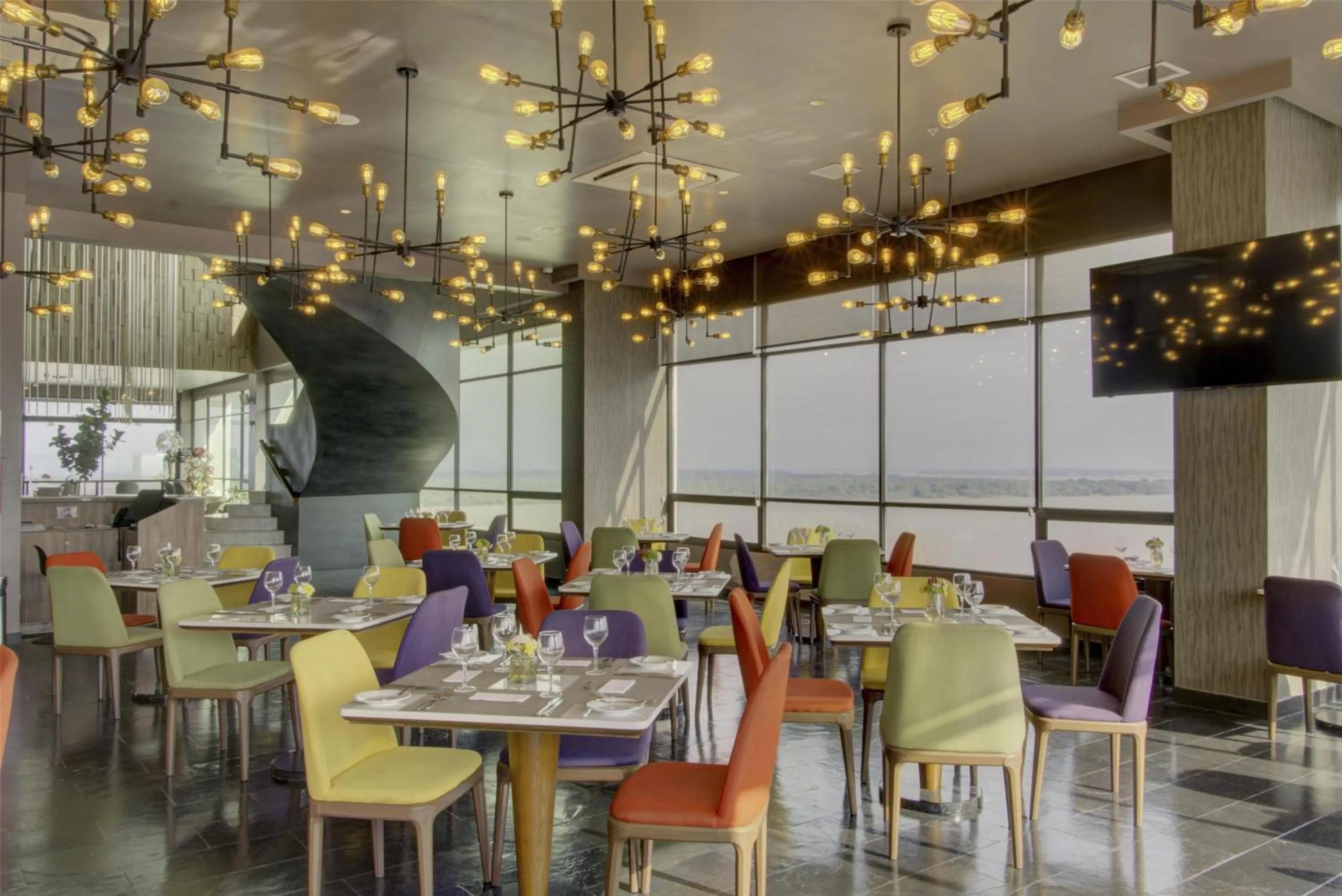 Restaurant/places to eat in DoubleTree by Hilton Guayaquil