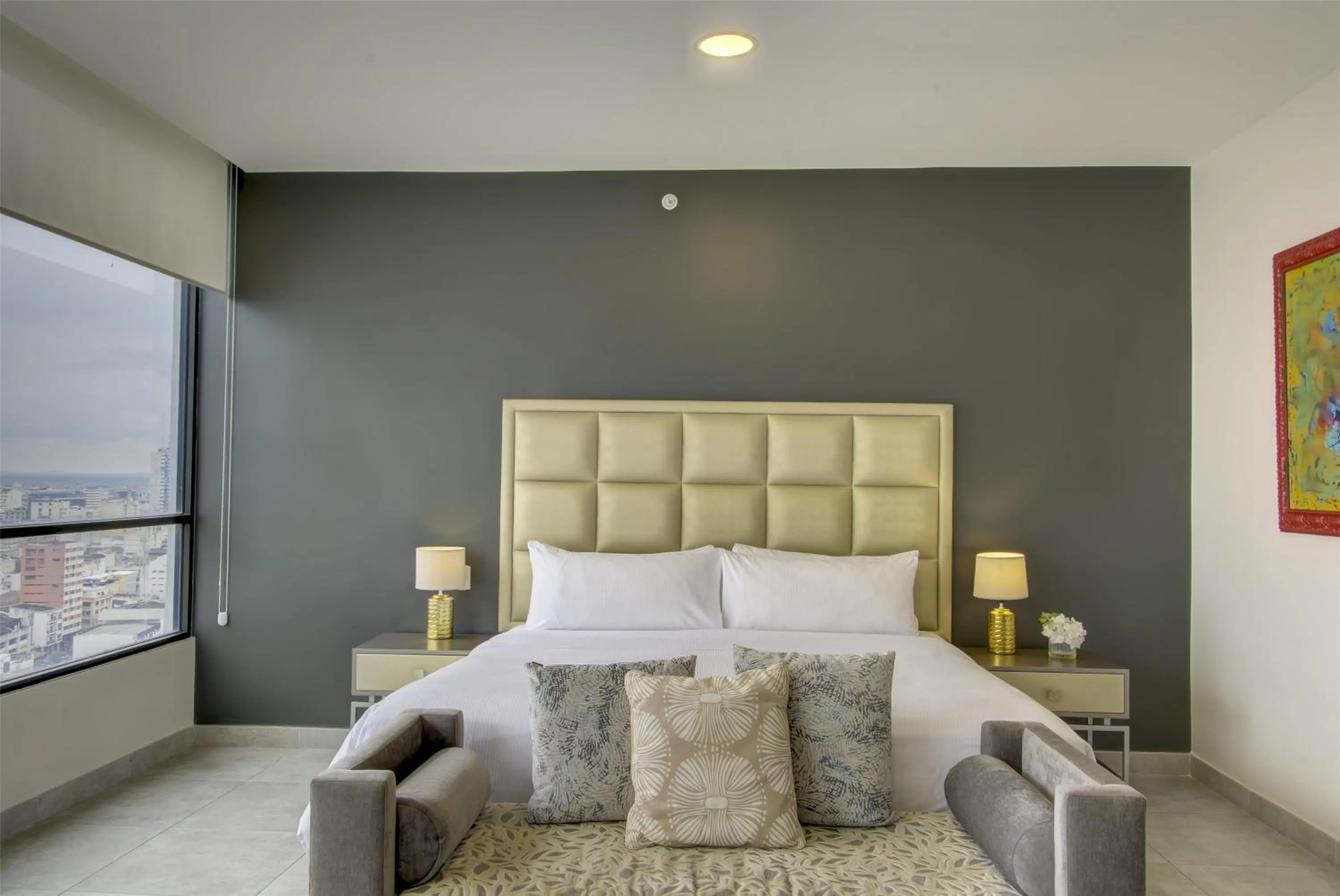 Living room in DoubleTree by Hilton Guayaquil