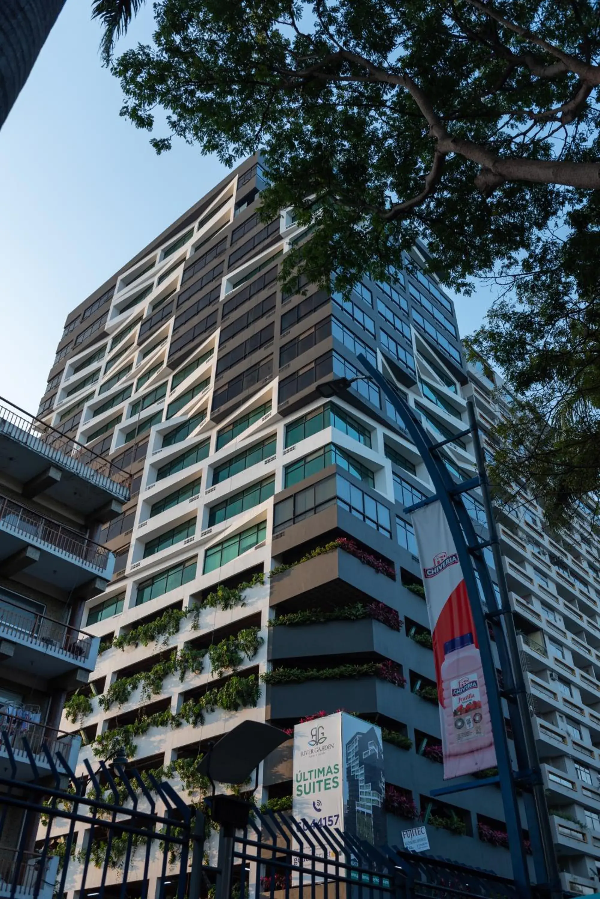 Property building in DoubleTree by Hilton Guayaquil Property building in DoubleTree by Hilton Guayaquil