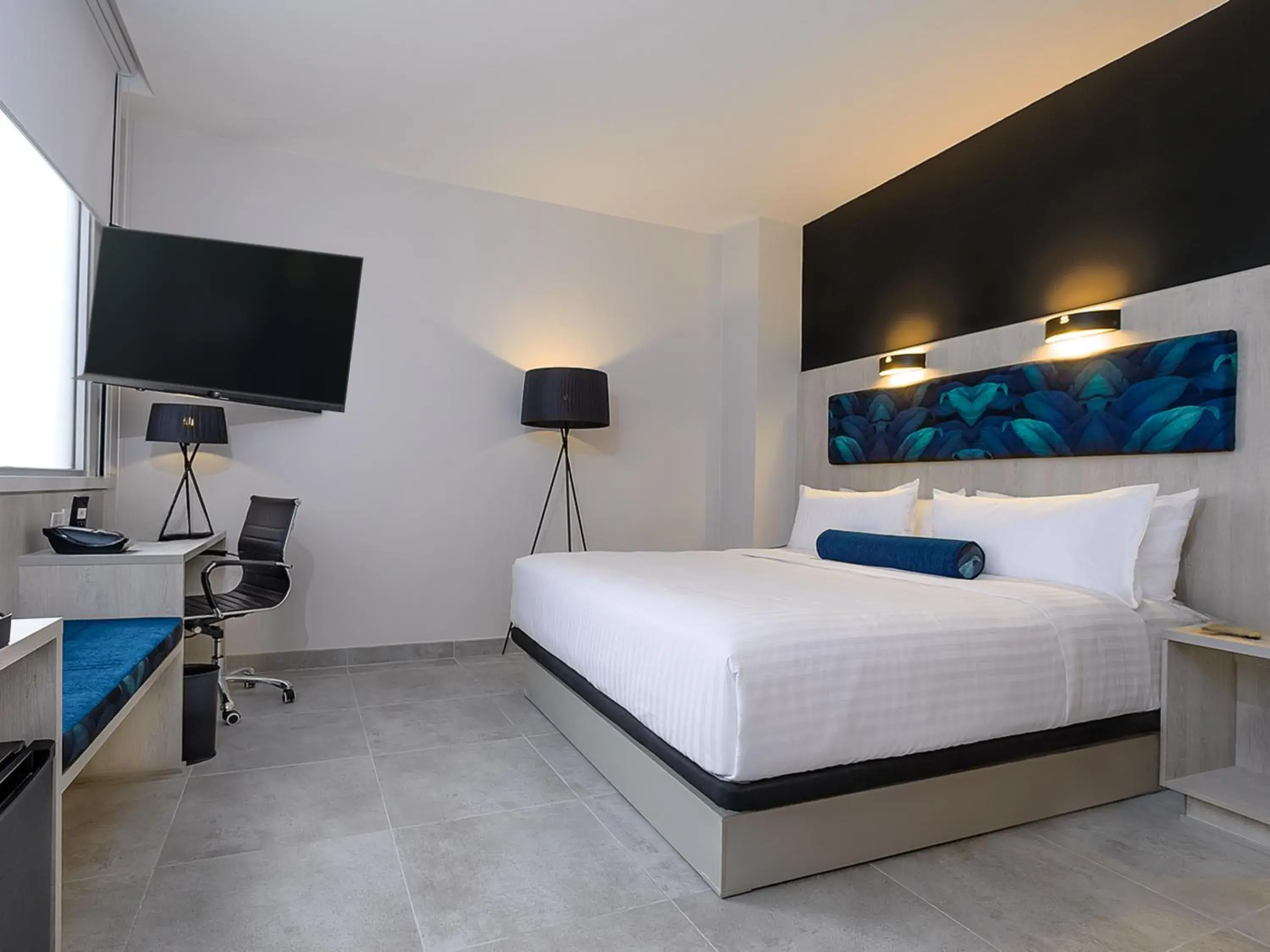 Photo of the whole room, Bed in DoubleTree by Hilton Guayaquil Photo of the whole room, Bed in DoubleTree by Hilton Guayaquil