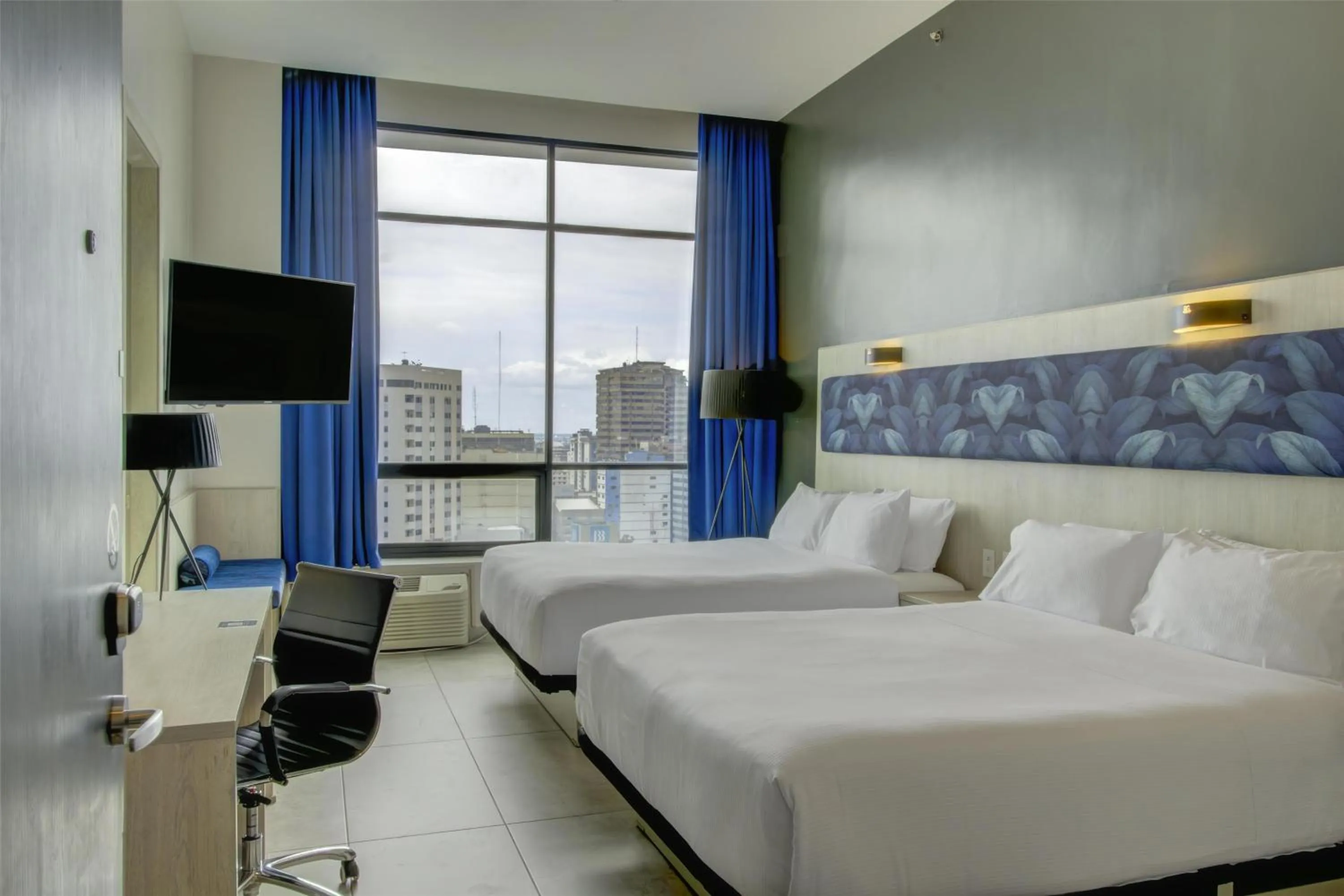 Bed in DoubleTree by Hilton Guayaquil