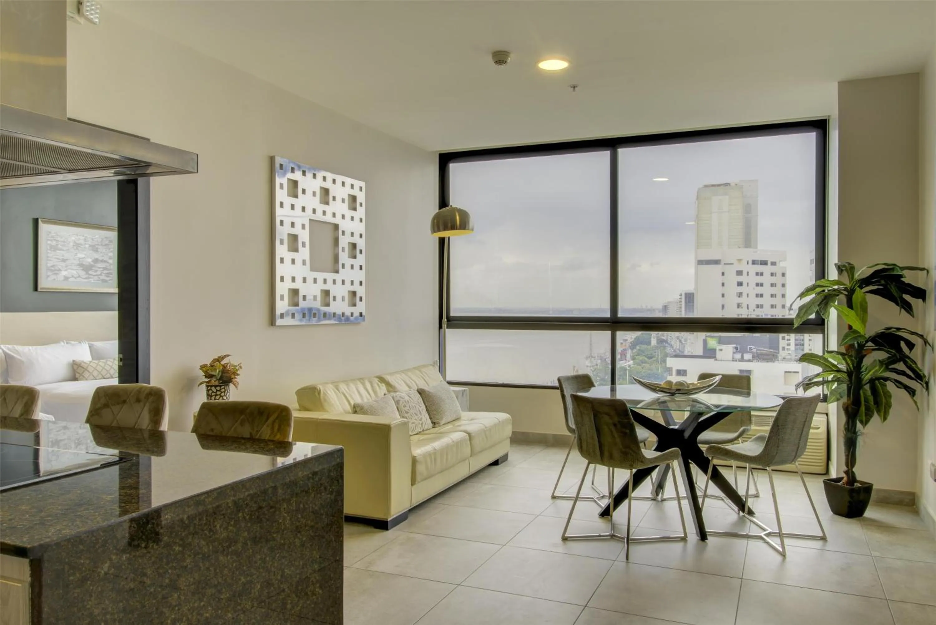 Living room in DoubleTree by Hilton Guayaquil