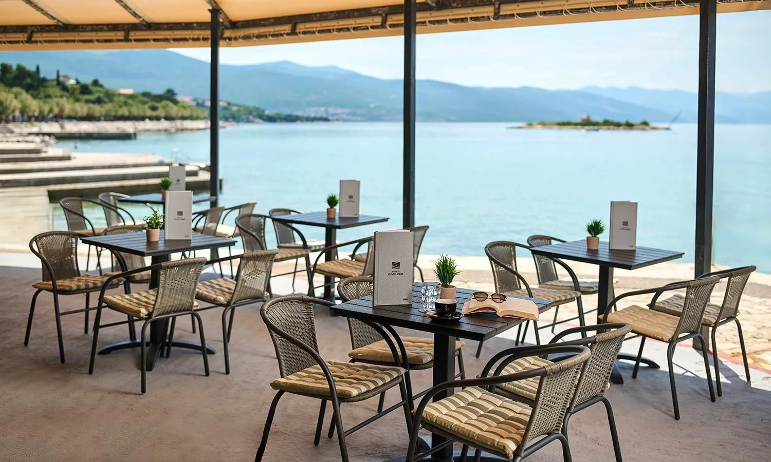 Restaurant/places to eat in Aminess Vival Casa Lišanj