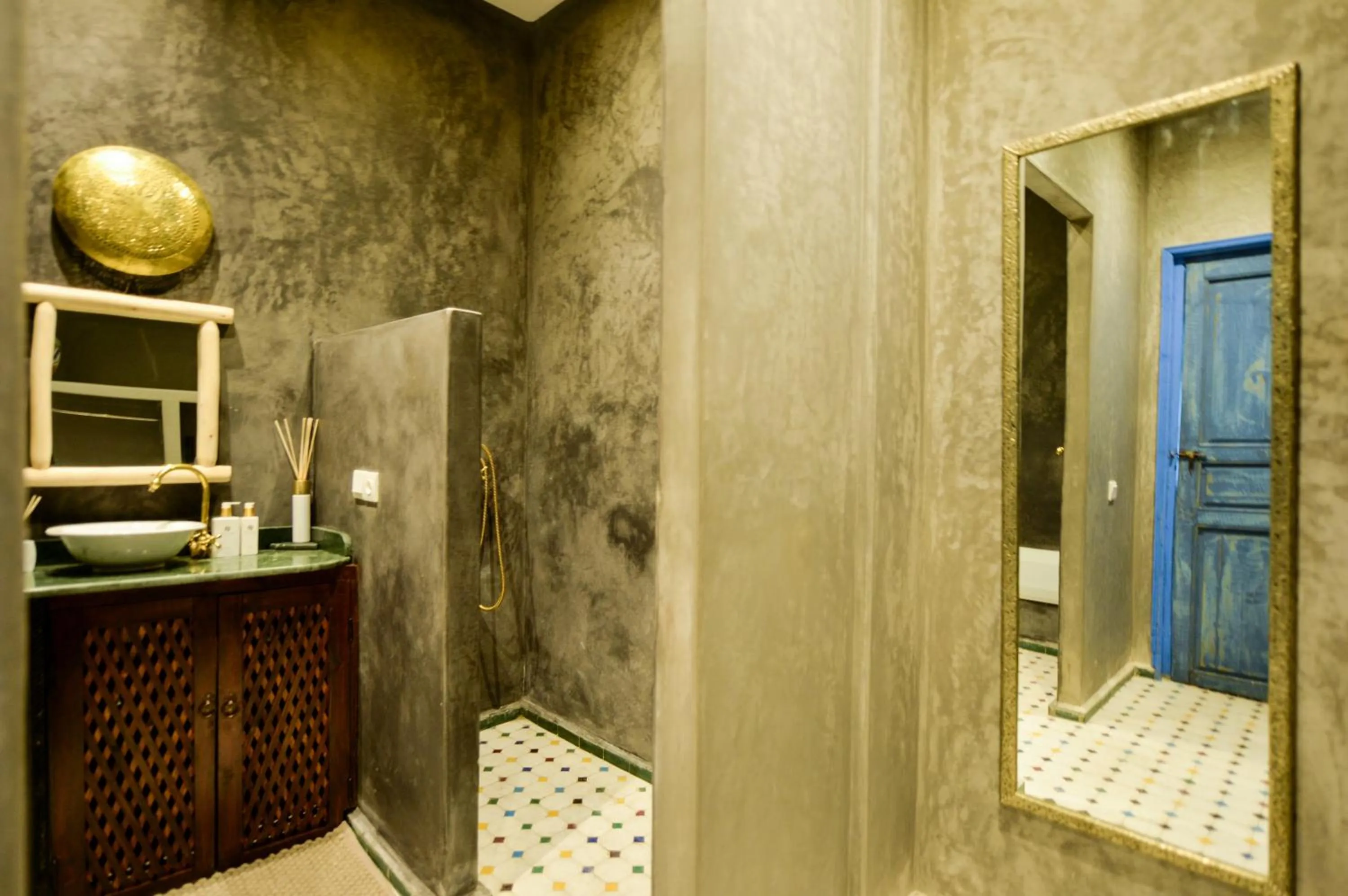 Bathroom in Casa De Marrakech Riad Guest House