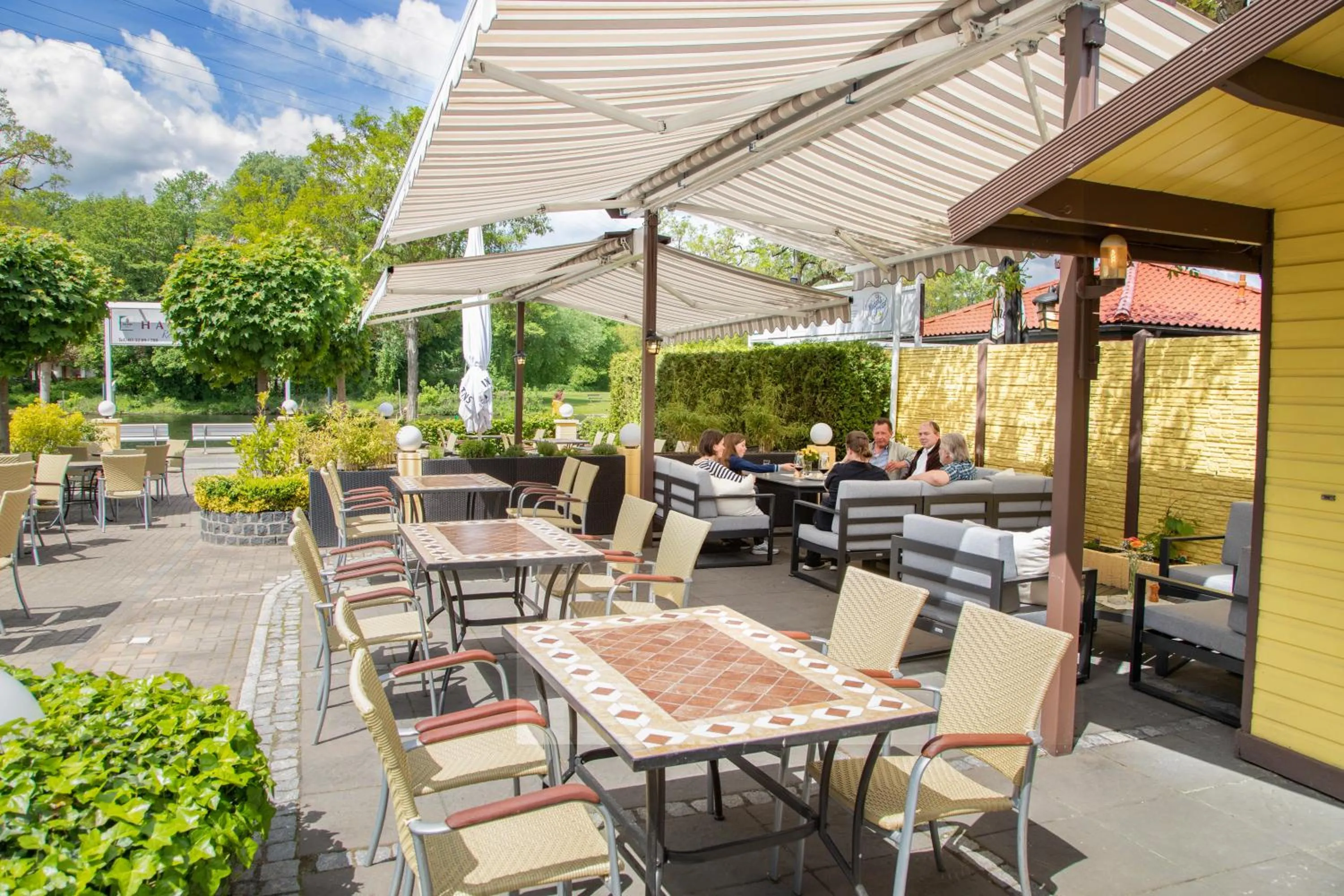 Restaurant/places to eat in Apart Hotel Haveltreff