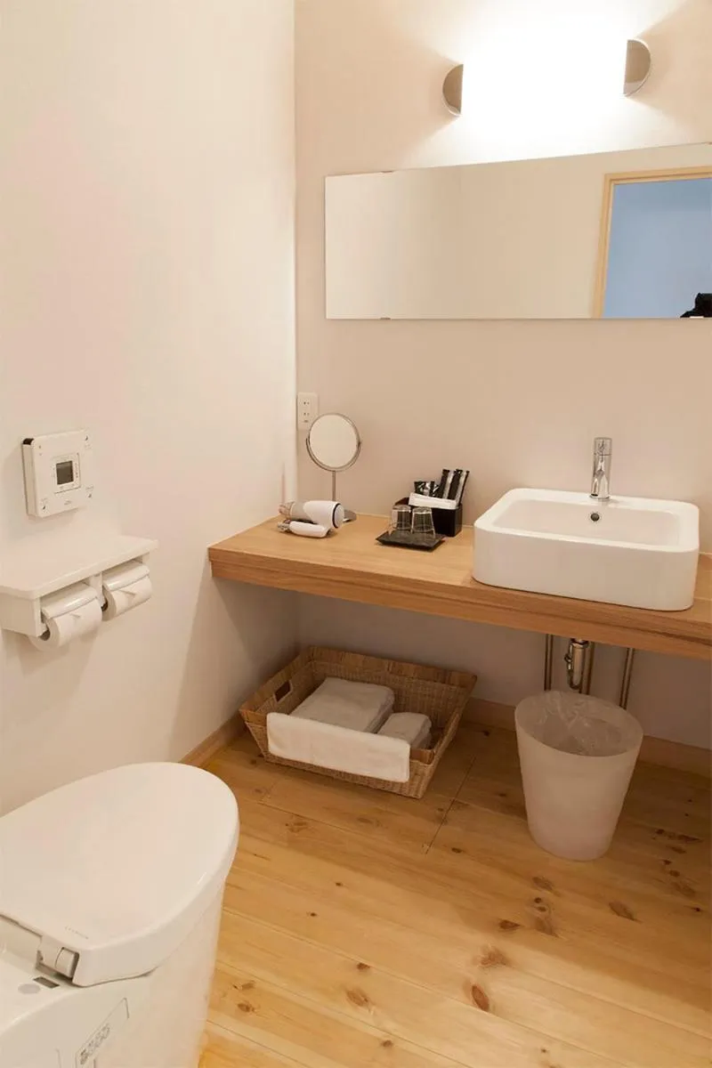 Toilet in Machiya no Yado Iroha