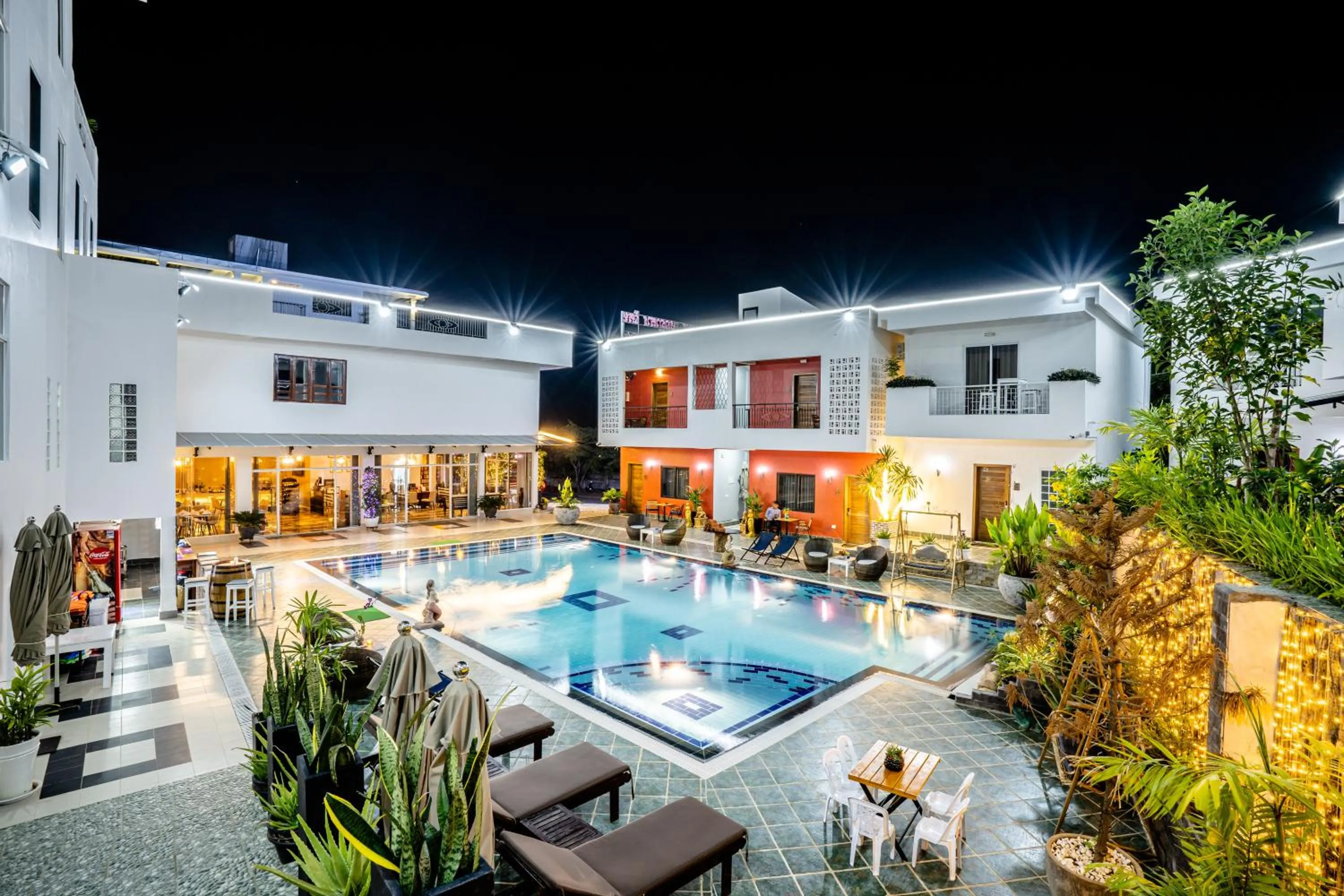 Swimming pool in CALAO Kep Residence Hotel