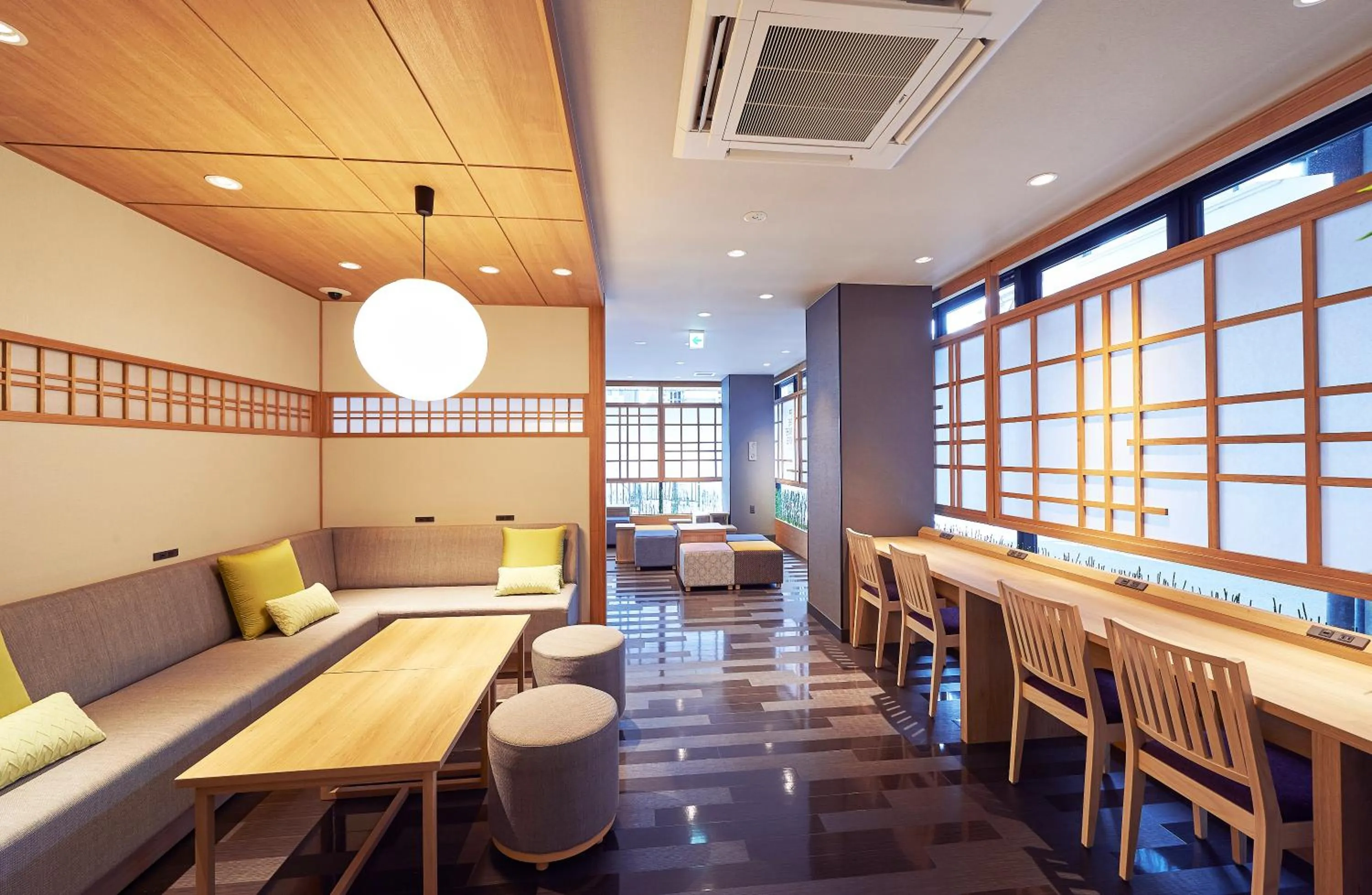 Communal lounge/ TV room in THE POCKET HOTEL Kyoto Karasuma Gojo