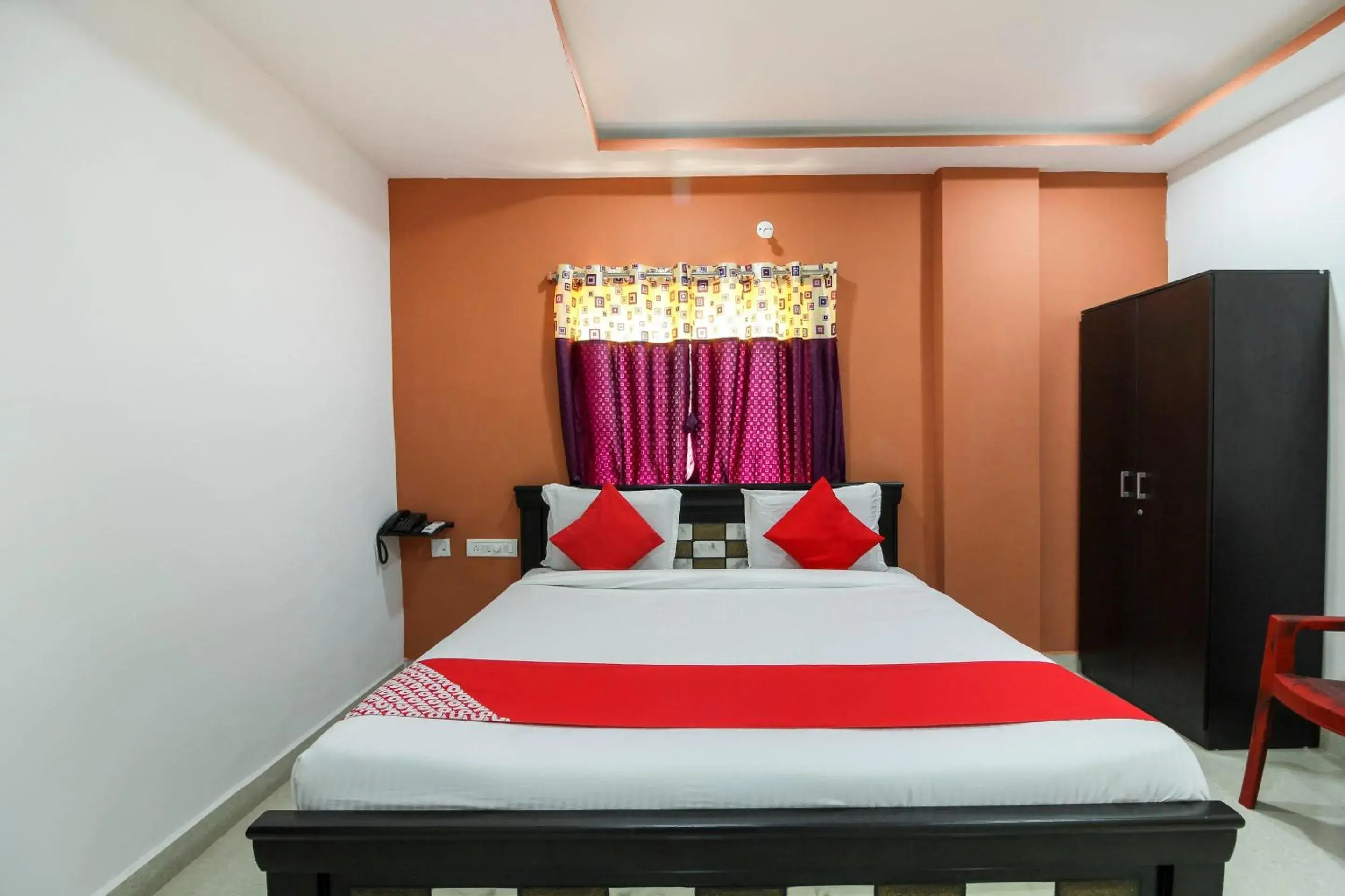 Bedroom, Bed in Super Hotel O New Cyber Grand Madhapur Bedroom, Bed in Super Hotel O New Cyber Grand Madhapur