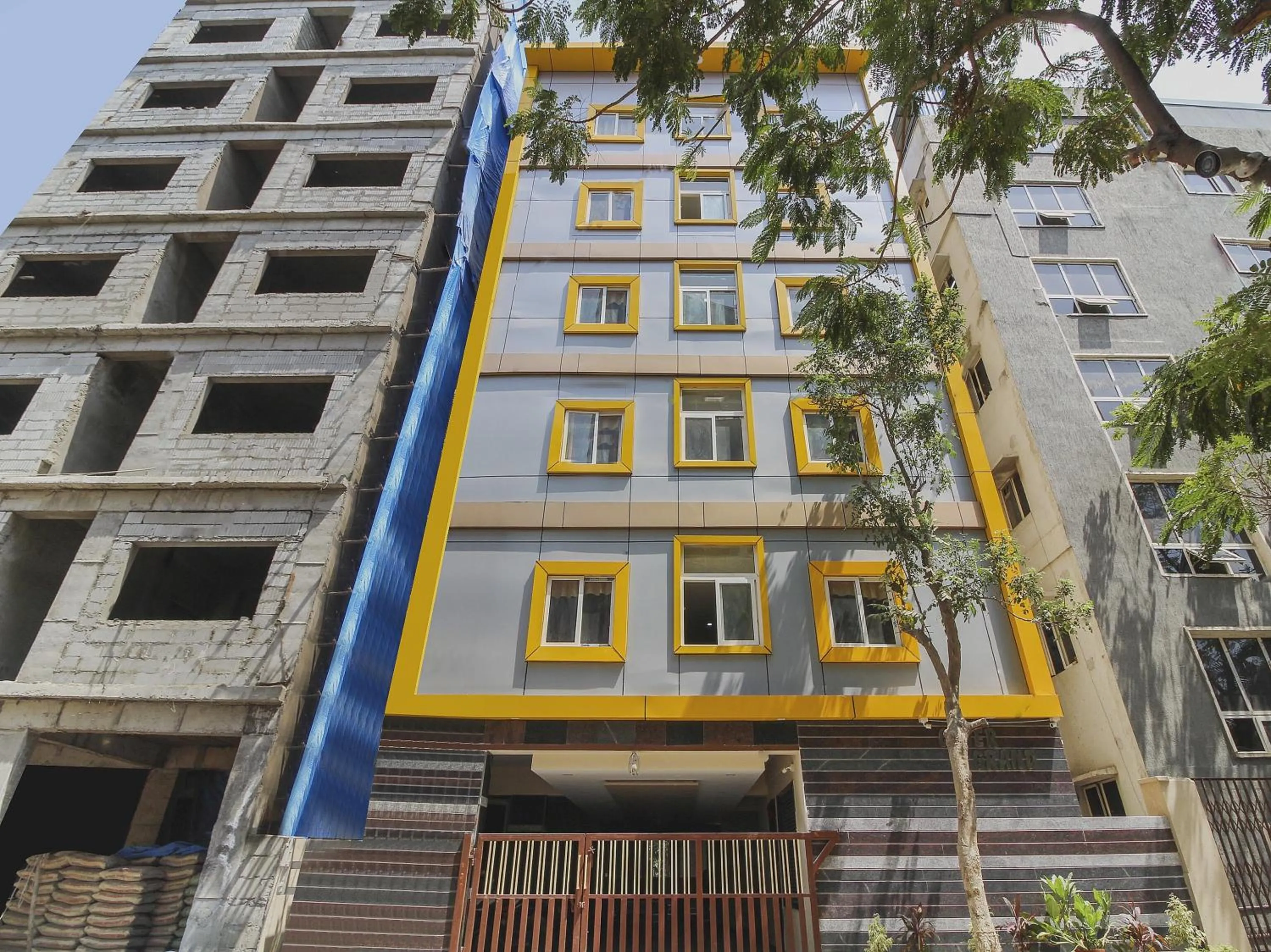 Facade/entrance in Super Hotel O New Cyber Grand Madhapur