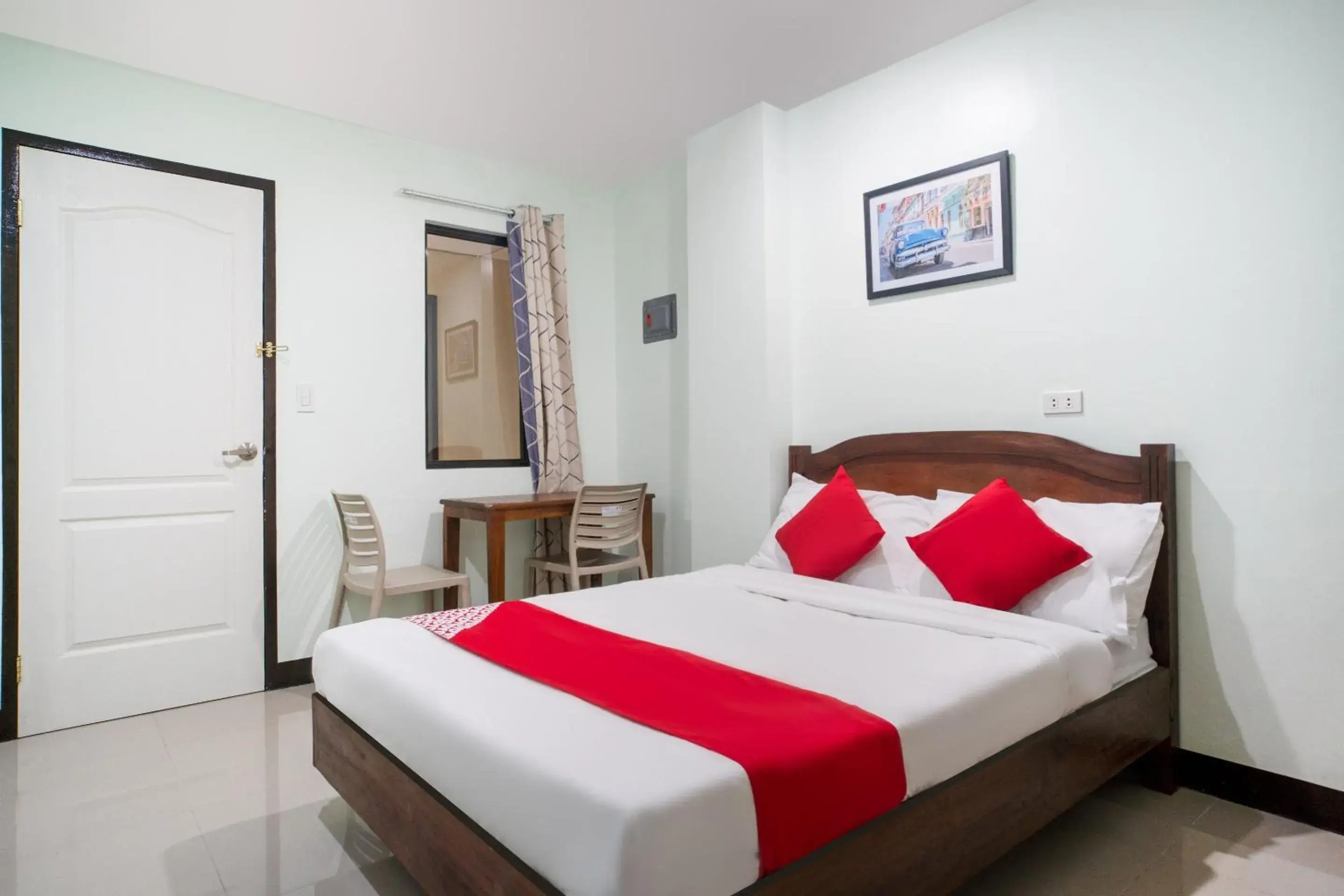 Bedroom in Super OYO 604 Chateau Cinco Dormitel Bedroom in Super OYO 604 Chateau Cinco Dormitel