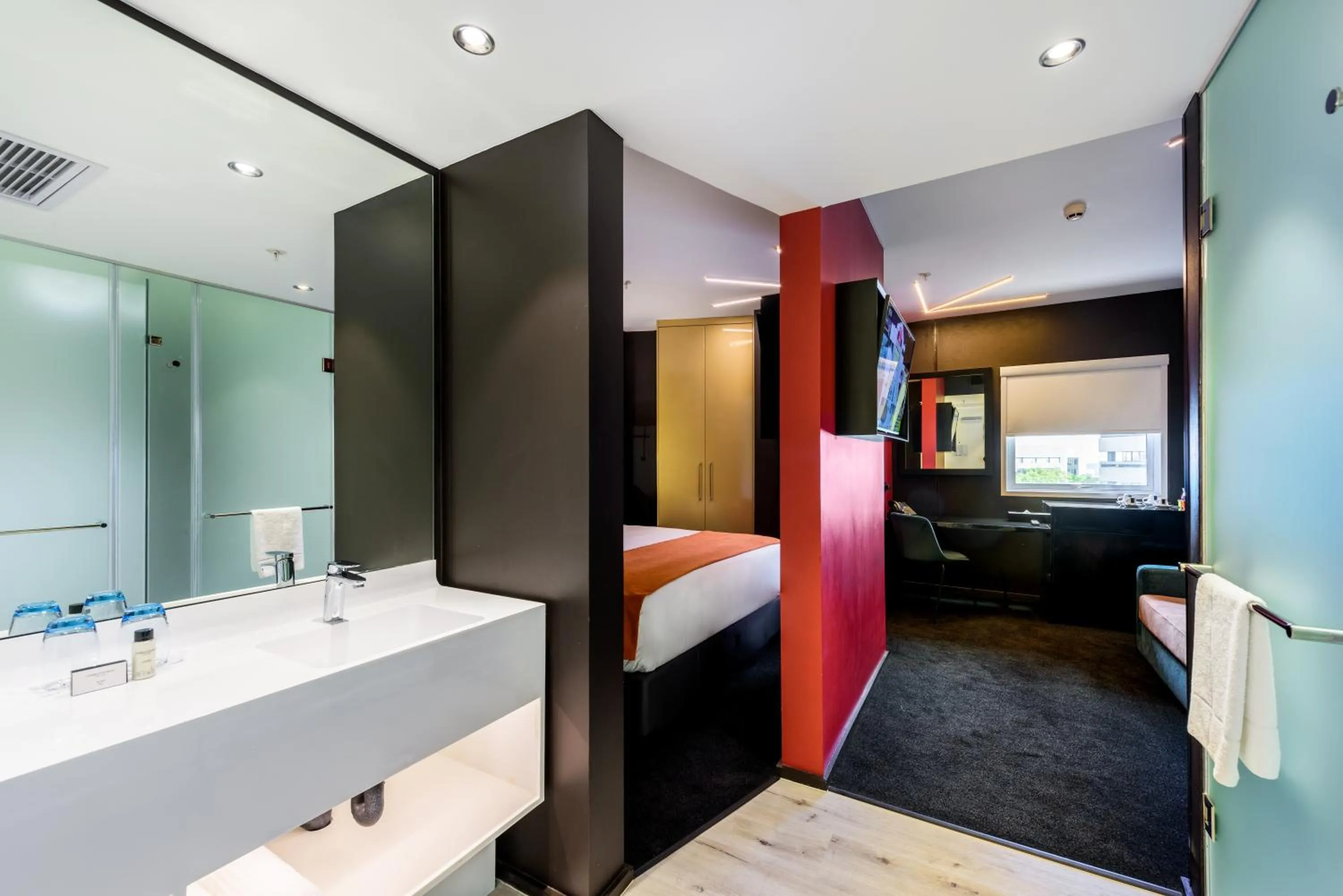 Bathroom, Bed in Hotel Sky Sandton