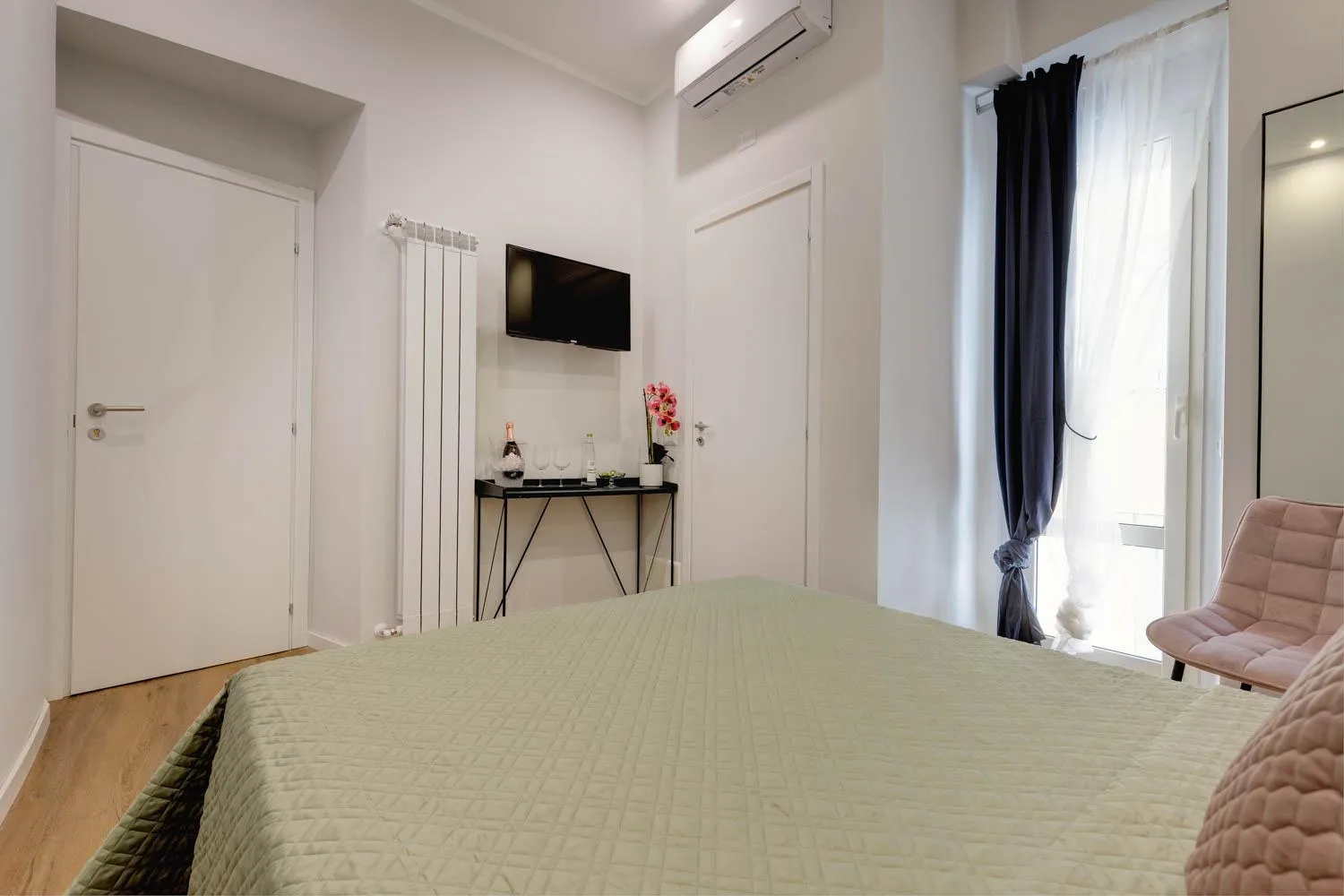 Bedroom, Bed in The Venue Sistina