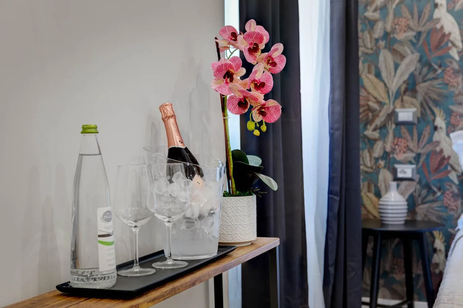 Drinks in The Venue Sistina