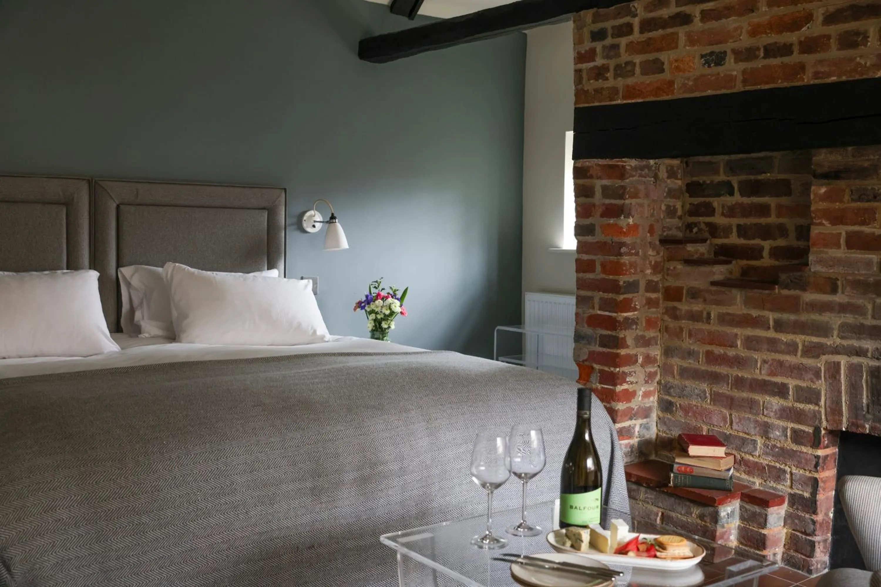 Bedroom, Bed in The Swan at Forest Row