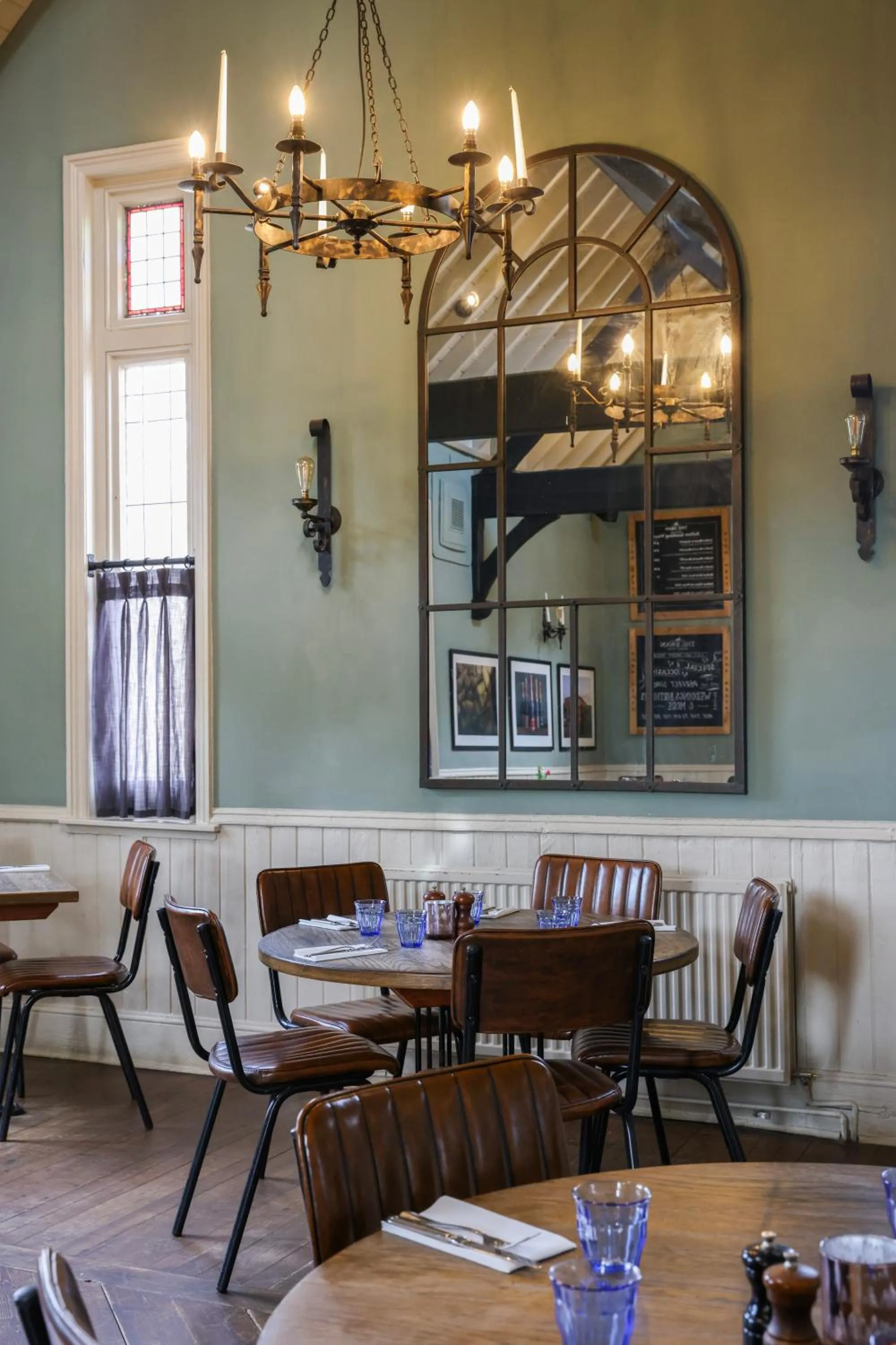 Restaurant/places to eat in The Swan at Forest Row