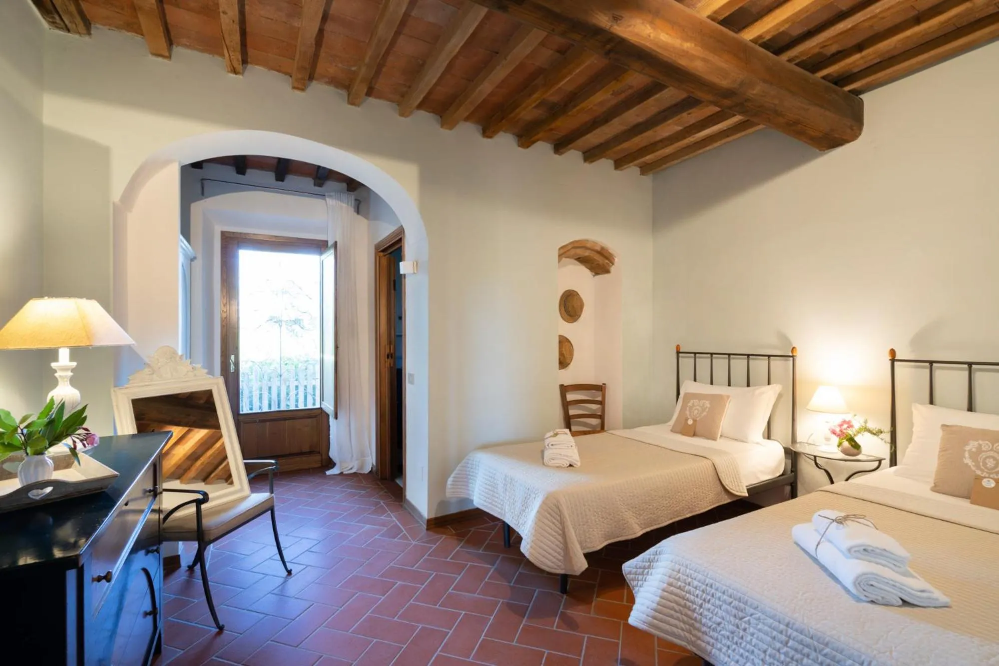 Photo of the whole room, Bed in GHIZZOLO Residence - Refurbished Pool 2025