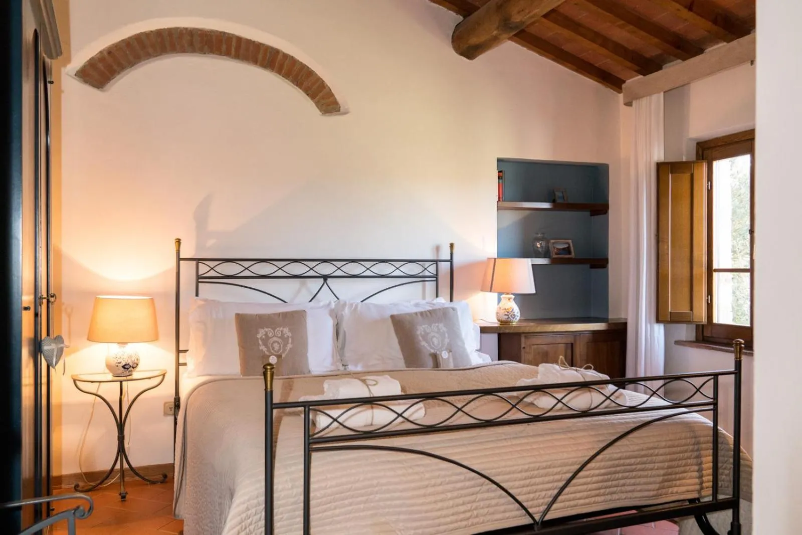 Bed in GHIZZOLO Residence - Refurbished Pool 2025