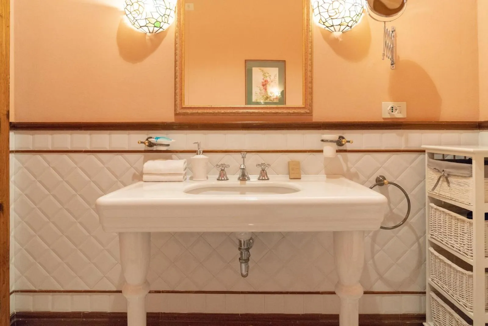 Toilet in GHIZZOLO Residence - Refurbished Pool 2025