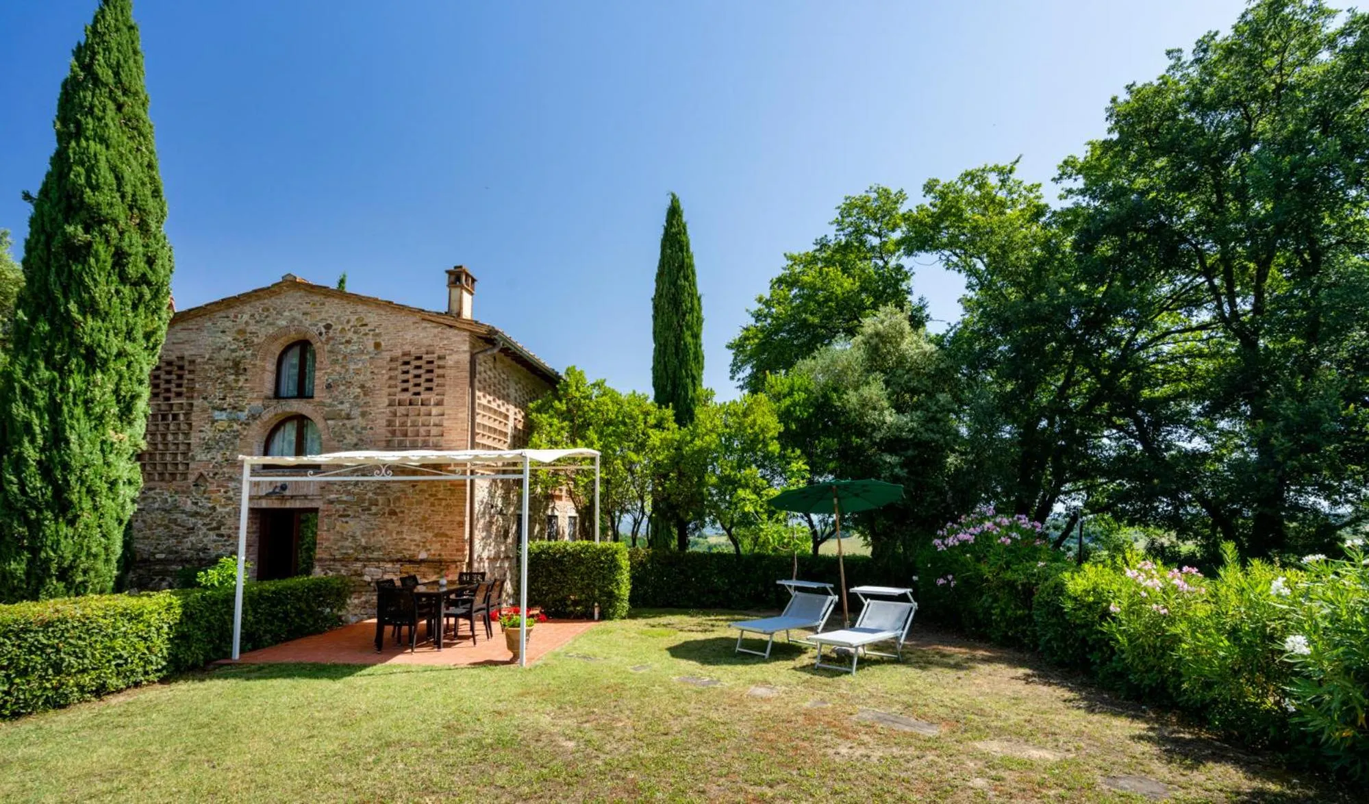 Property building in GHIZZOLO Residence - Refurbished Pool 2025