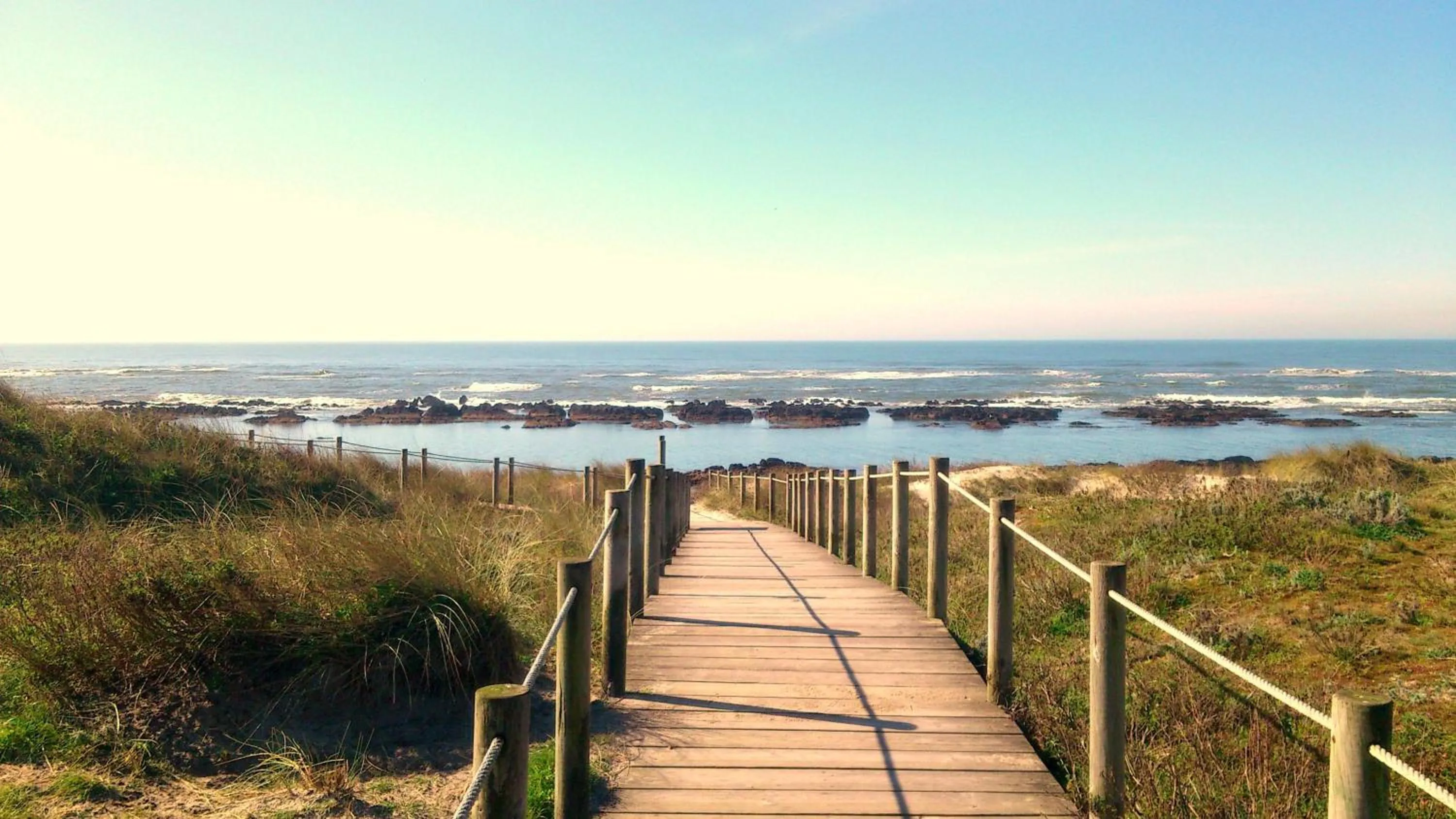 Hiking in Casa Coração de Viana - Near the Beach Apartment