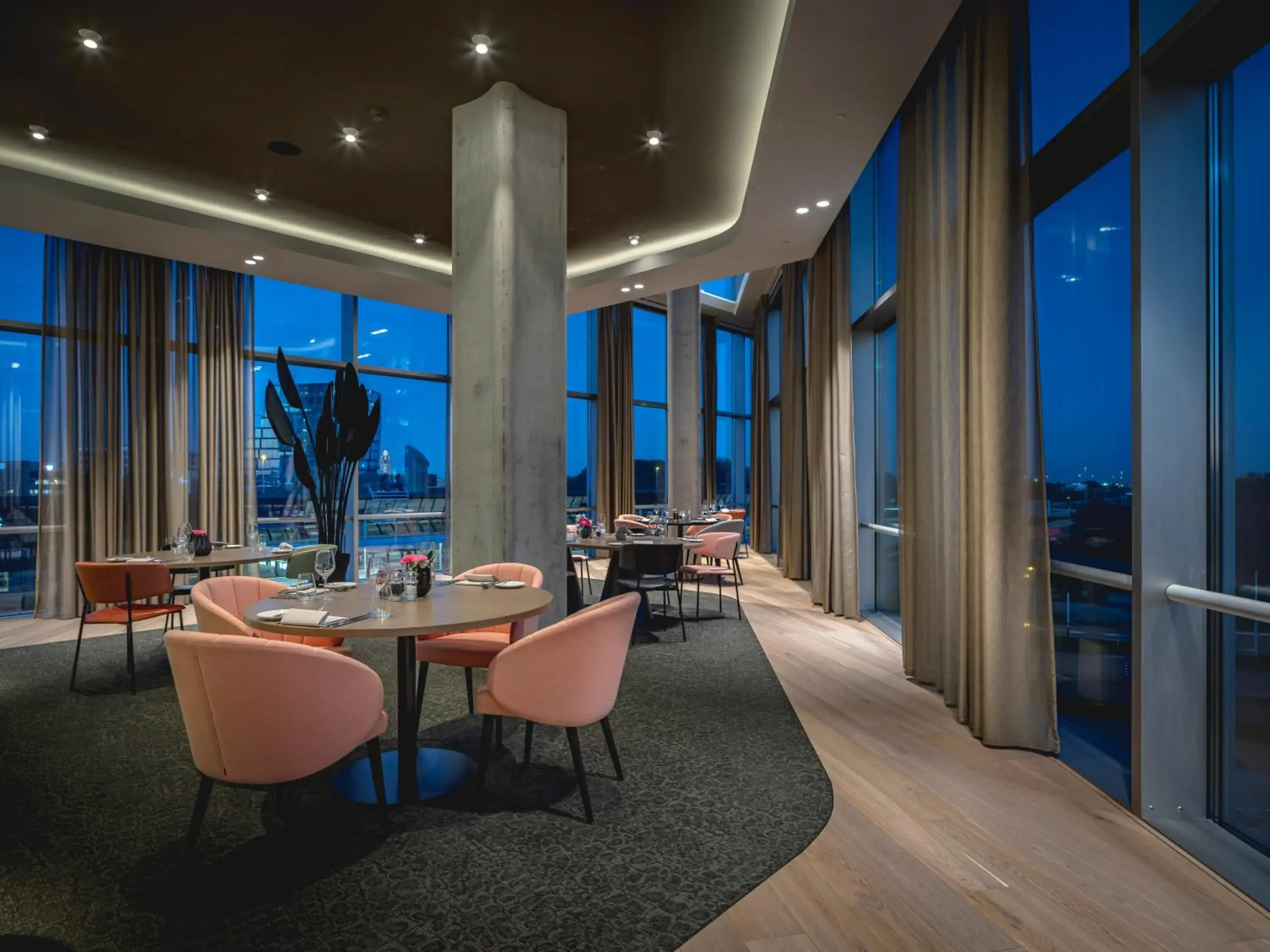 Restaurant/places to eat in Van der Valk Hotel Amsterdam Zuidas -Rai Restaurant/places to eat in Van der Valk Hotel Amsterdam Zuidas -Rai