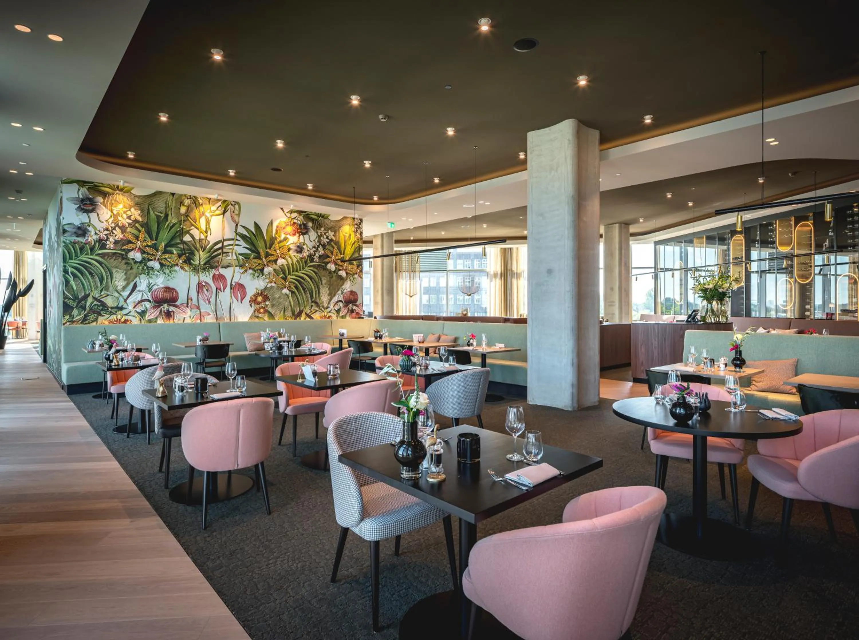 Restaurant/places to eat in Van der Valk Hotel Amsterdam Zuidas -Rai