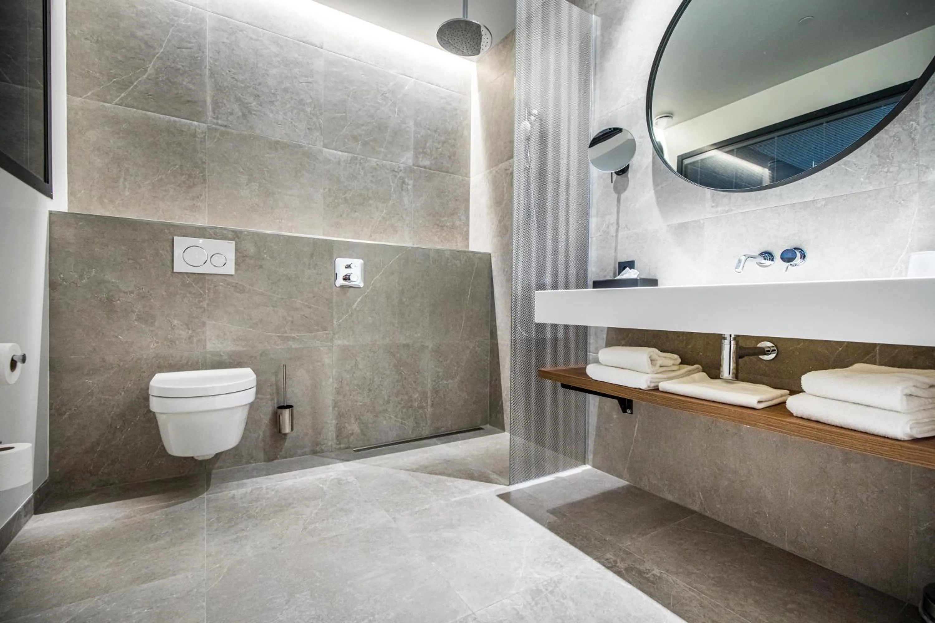 Bathroom in Van der Valk Hotel Amsterdam Zuidas -Rai