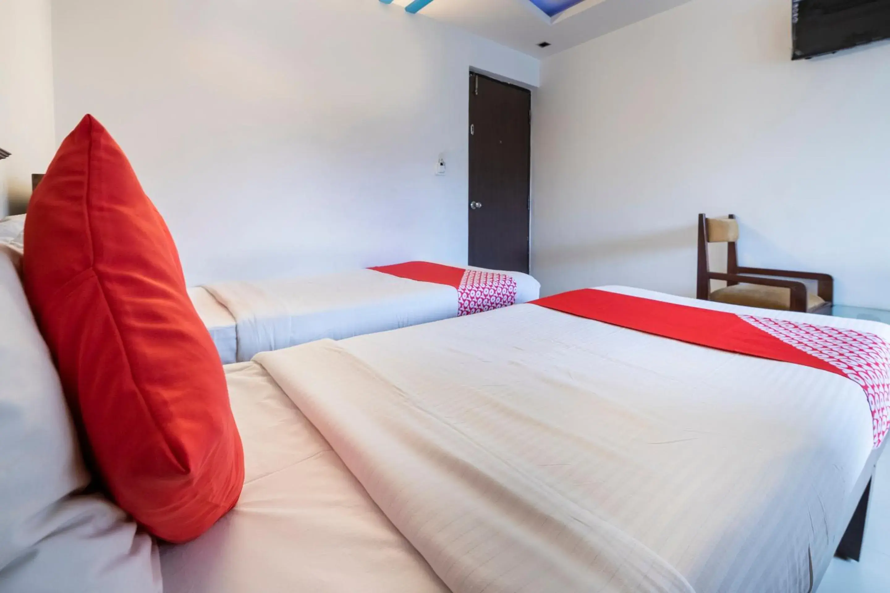 Bedroom, Bed in Hotel O The Red Velvet Opposite Novel Office Marathahalli Bridge Bedroom, Bed in Hotel O The Red Velvet Opposite Novel Office Marathahalli Bridge
