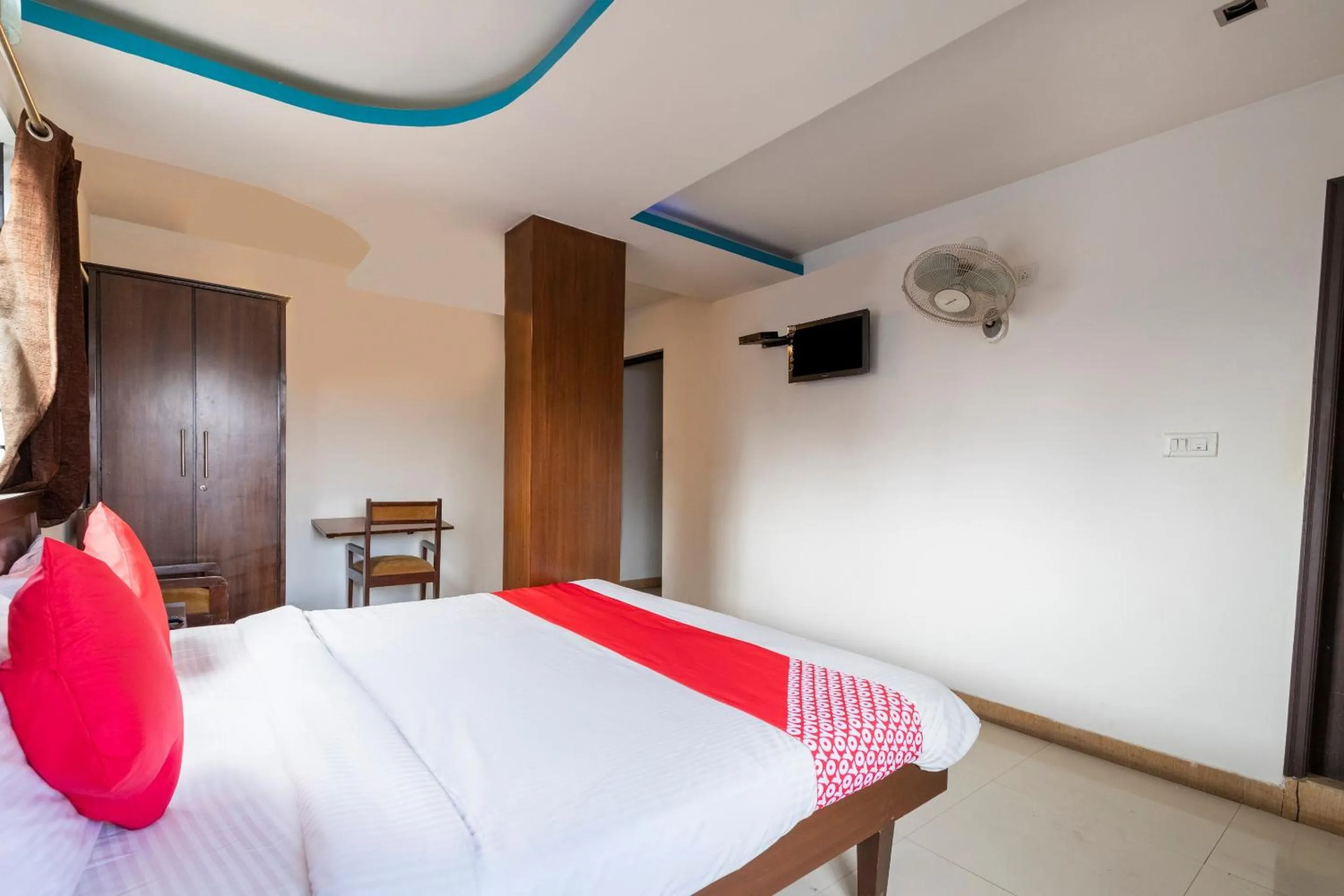 Bedroom, Bed in Hotel O The Red Velvet Opposite Novel Office Marathahalli Bridge