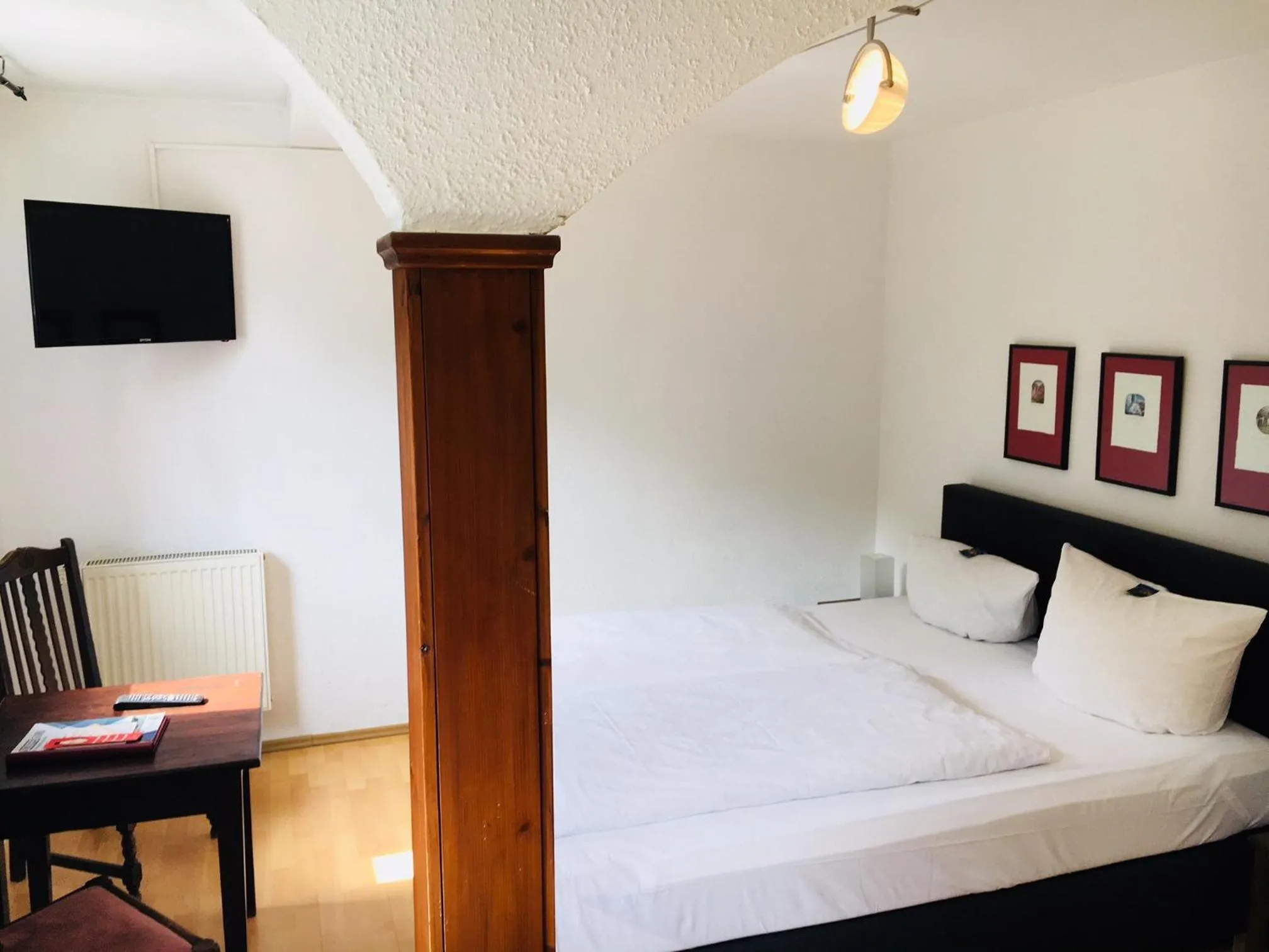 Bed in Dieckmann's Hotel