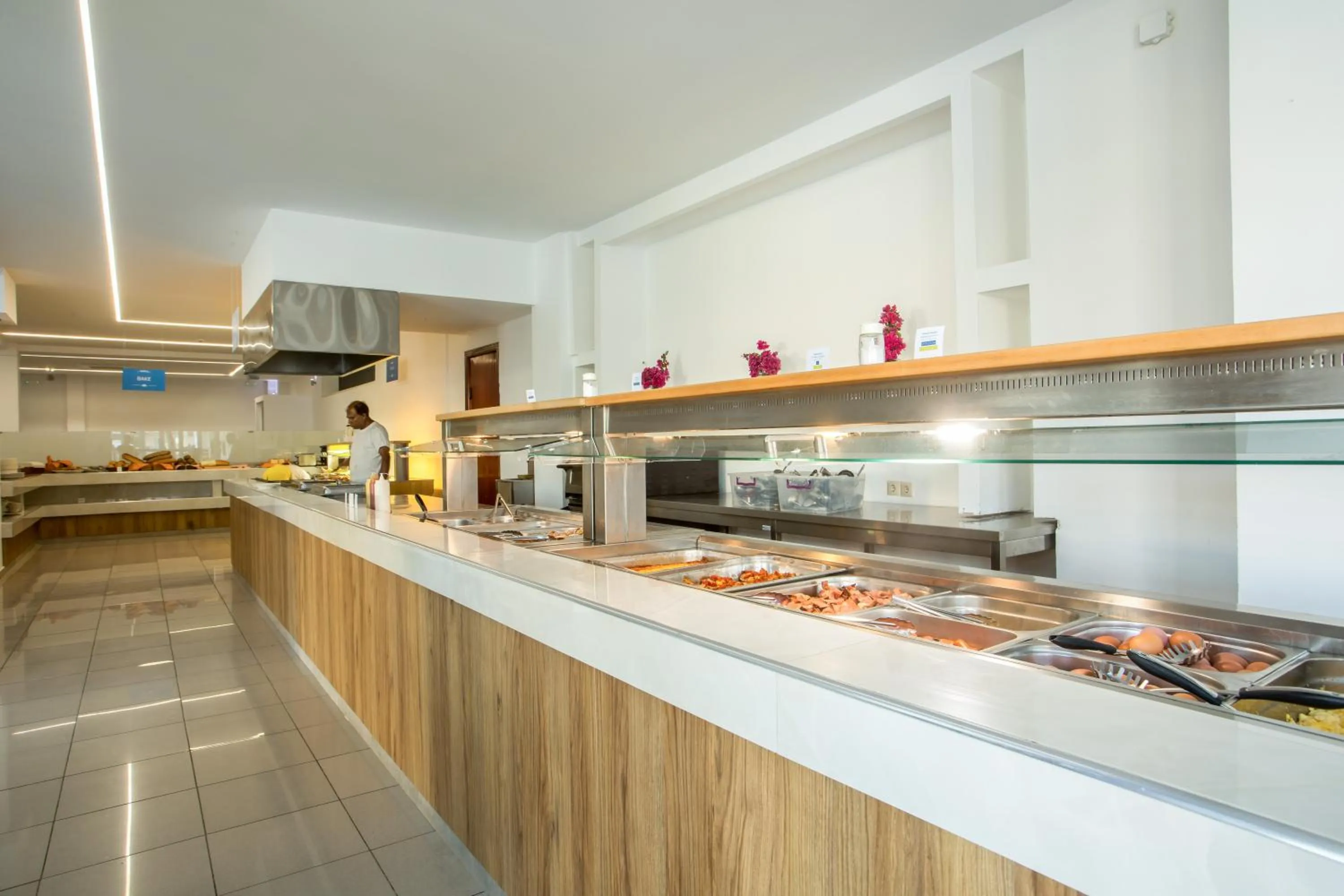 Restaurant/places to eat in Olympia Sun Hotel