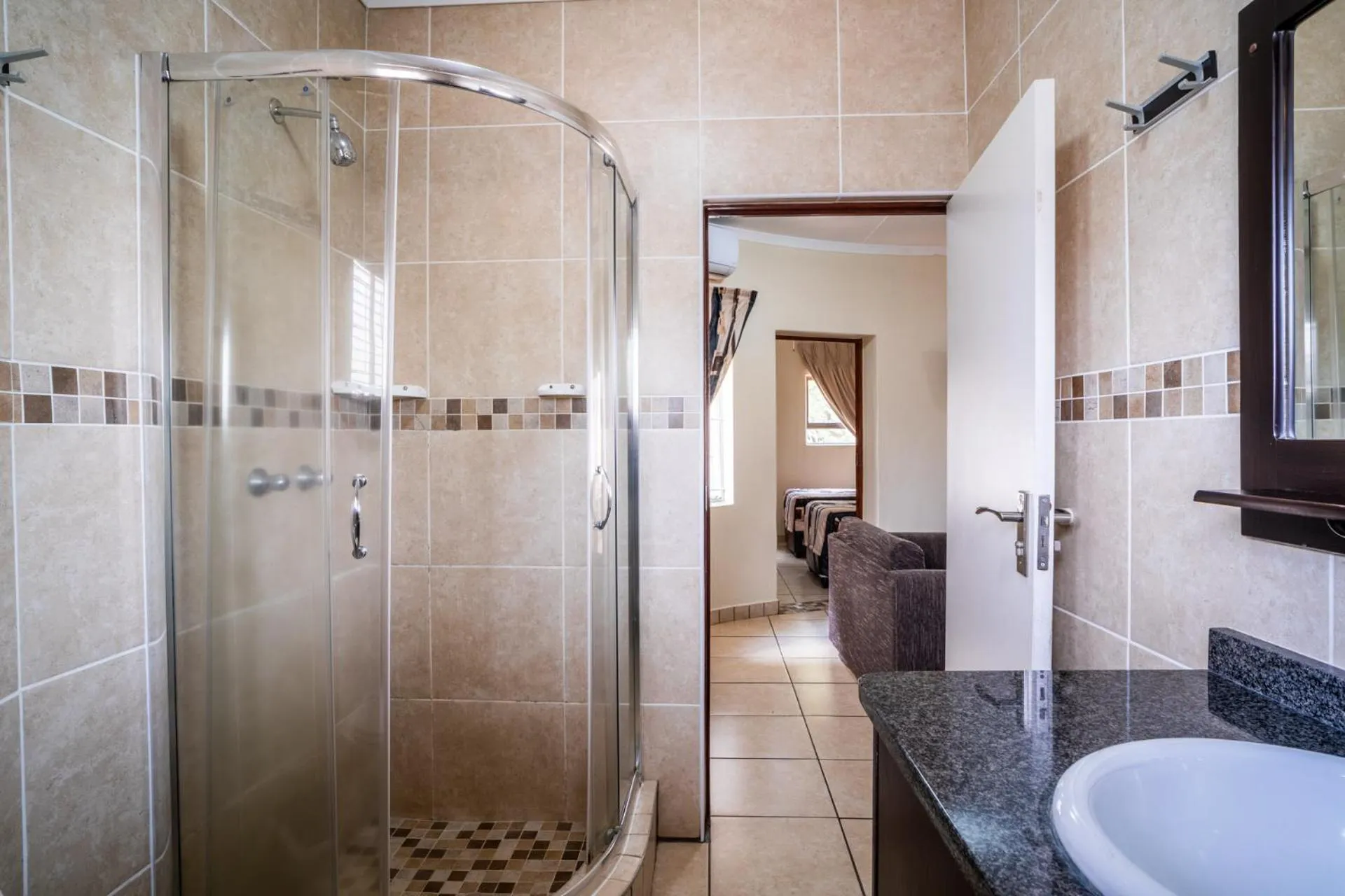 Shower in ATKV Buffelspoort