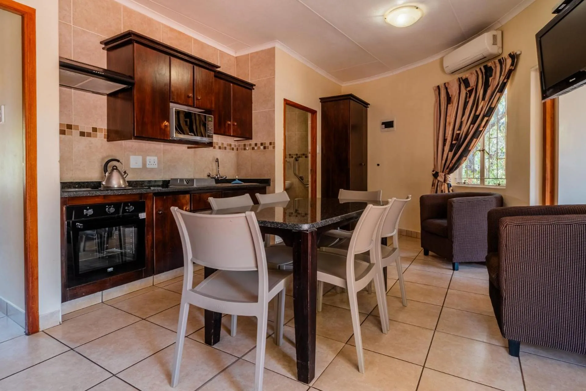 Kitchen or kitchenette in ATKV Buffelspoort