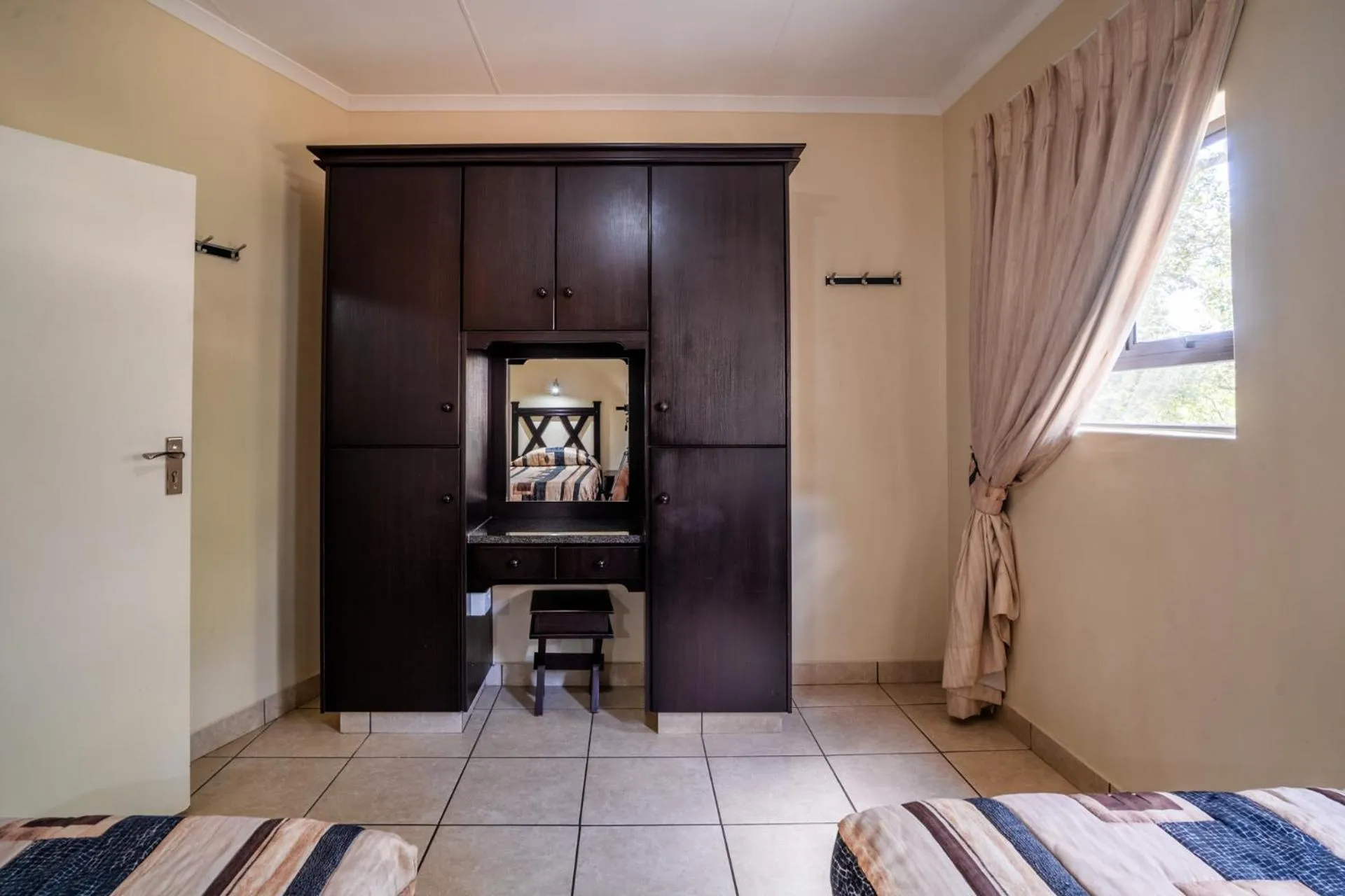 wardrobe, Bed in ATKV Buffelspoort