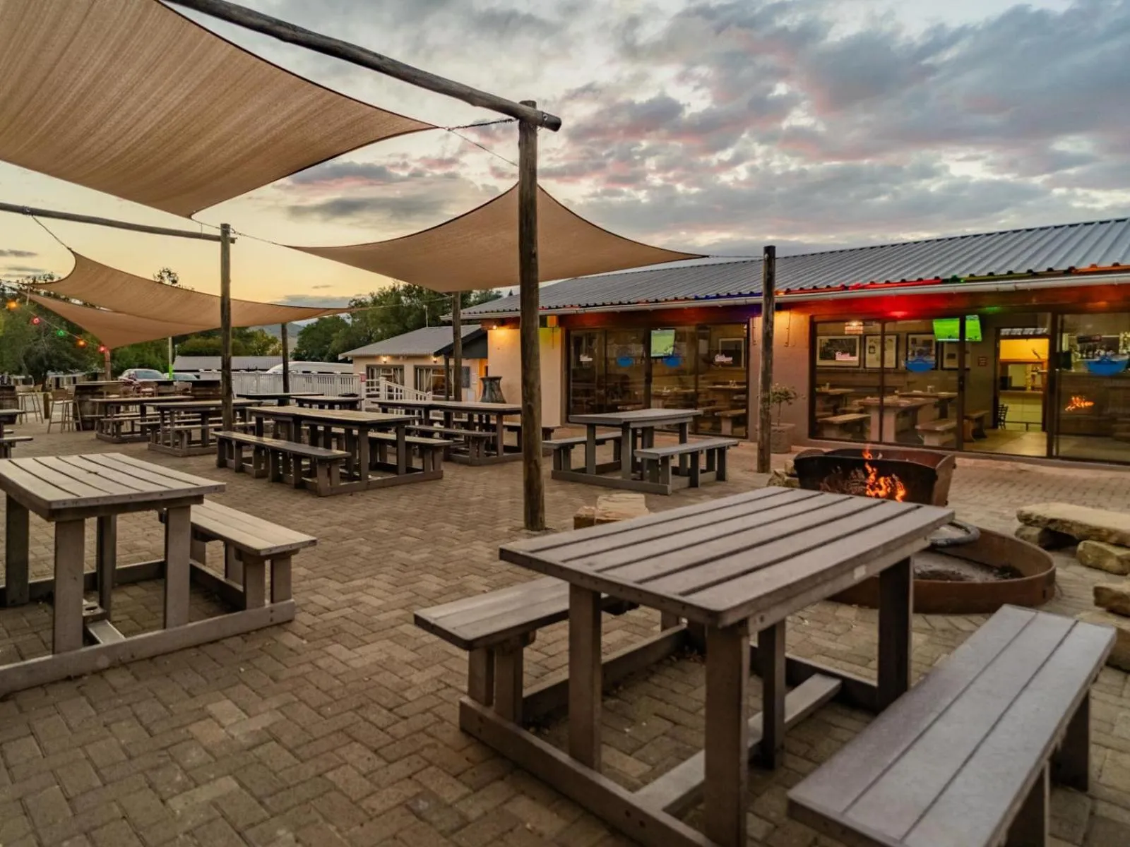 Dining area in ATKV Drakensville